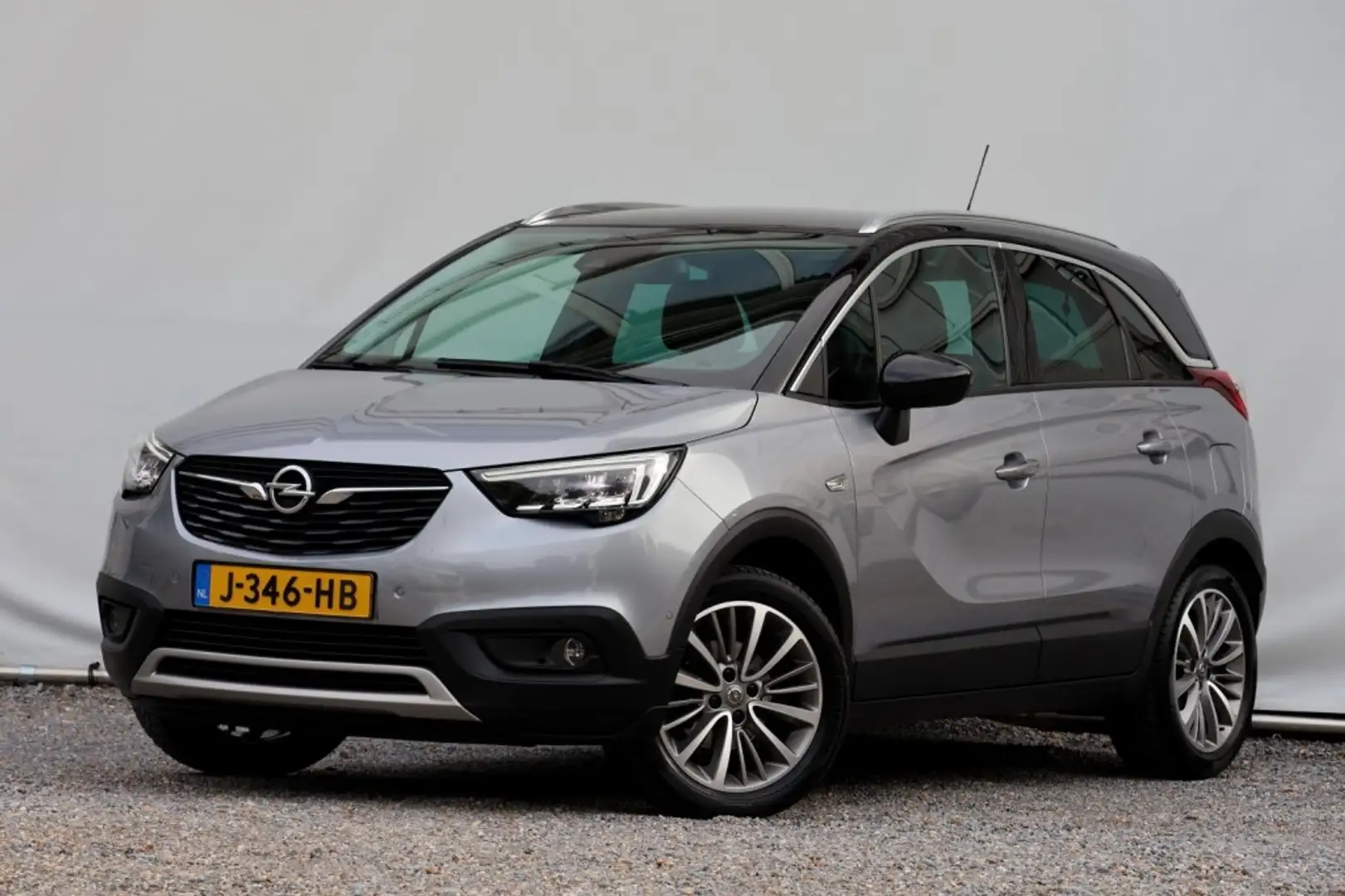 Opel Crossland X 1.2 Turbo Innovation - 110 pk **Trekhaak / Led / C Gris - 2