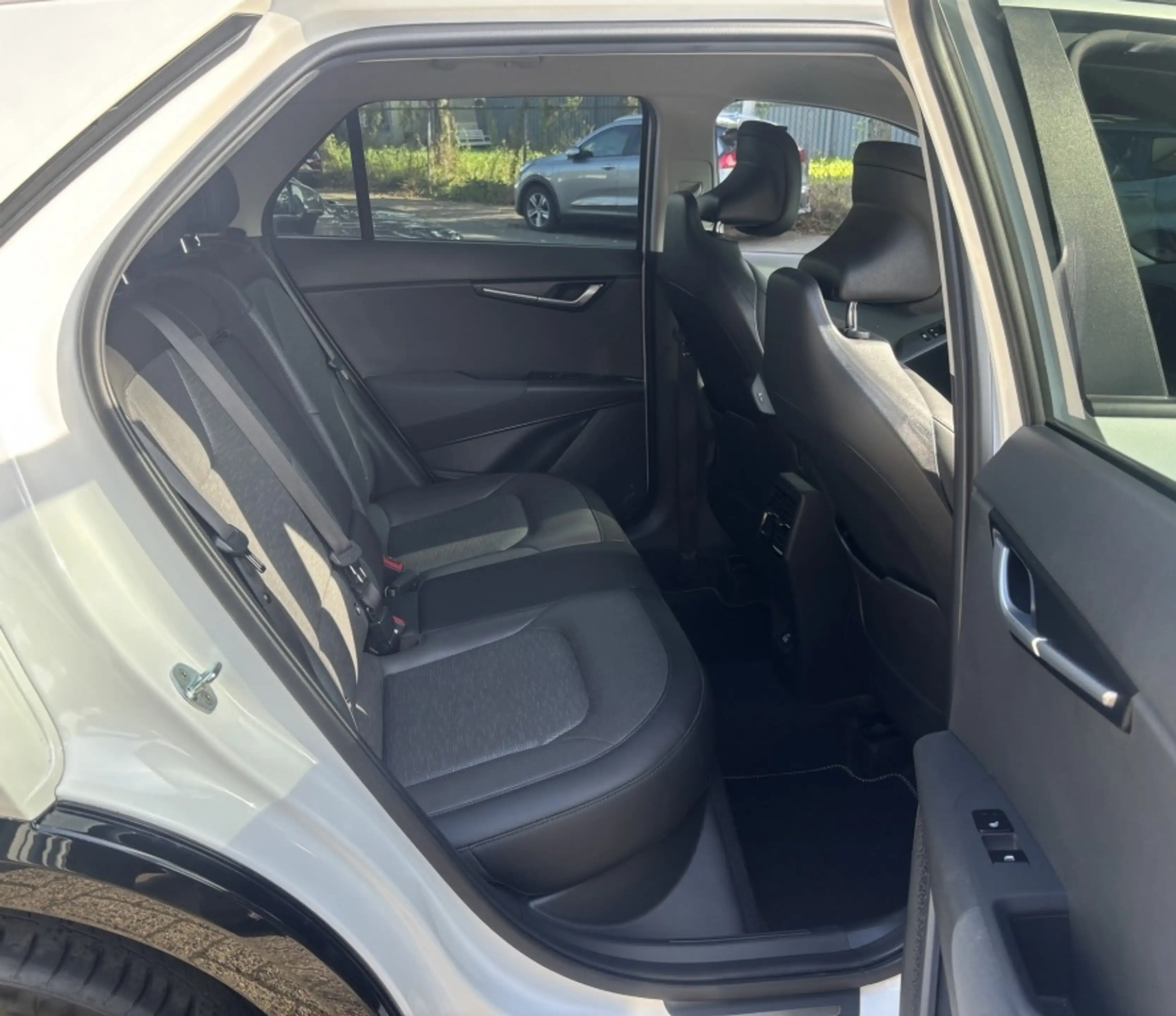 Kia Niro 1.6 GDi PHEV Exec. Line LEDER / TREKHAAK / MEMORY — photo 15
