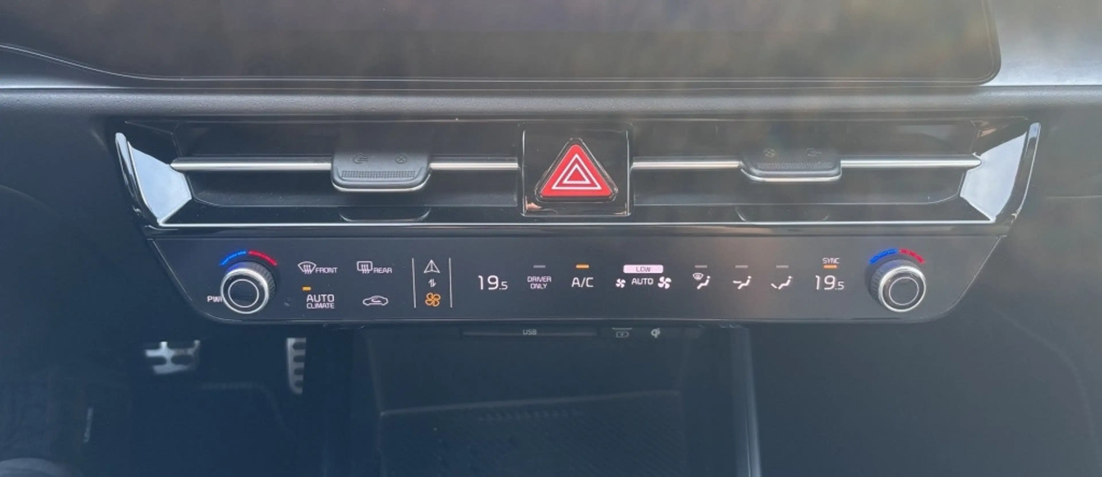 Kia Niro 1.6 GDi PHEV Exec. Line LEDER / TREKHAAK / MEMORY — photo 22