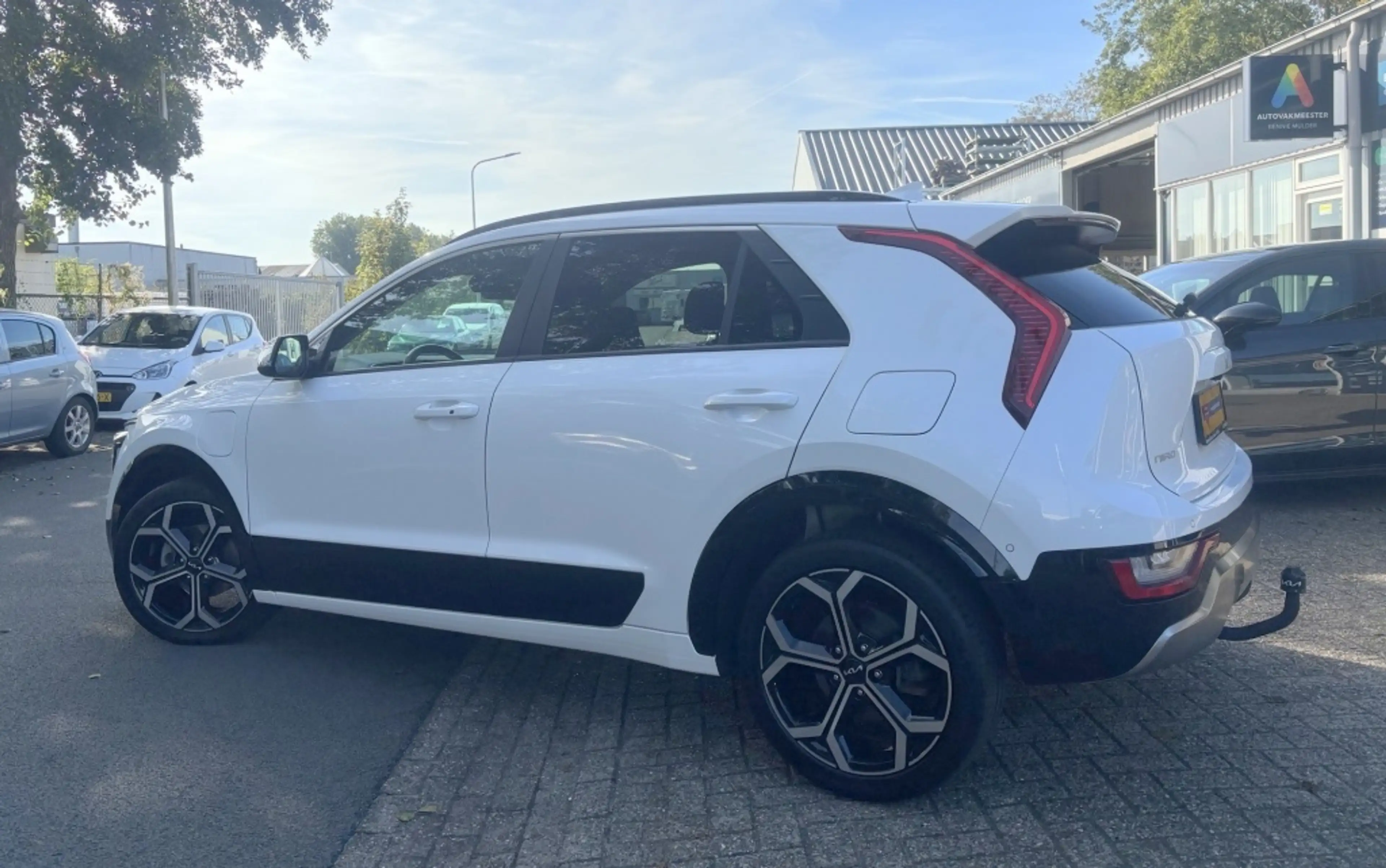 Kia Niro 1.6 GDi PHEV Exec. Line LEDER / TREKHAAK / MEMORY — photo 4