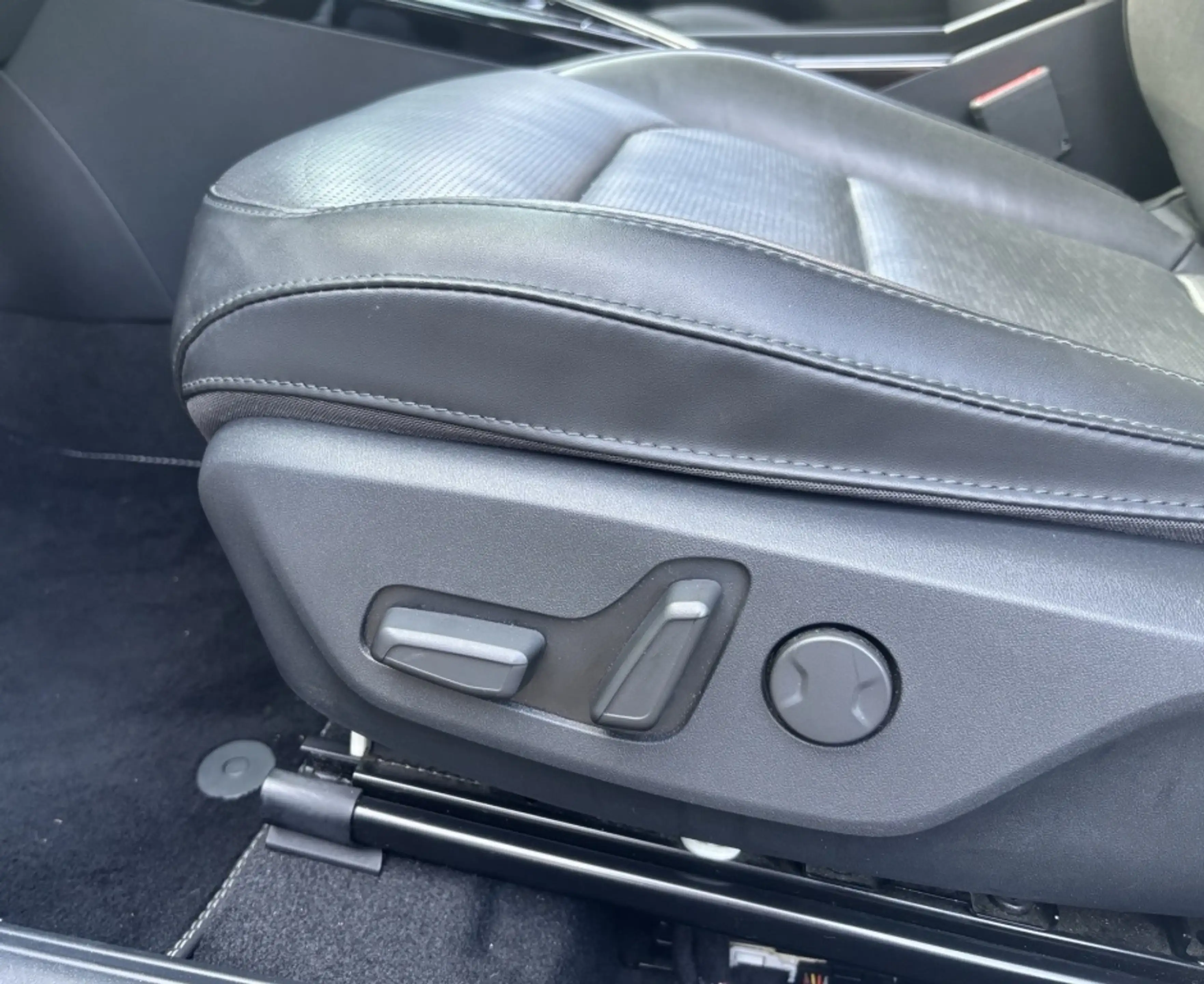 Kia Niro 1.6 GDi PHEV Exec. Line LEDER / TREKHAAK / MEMORY — photo 23