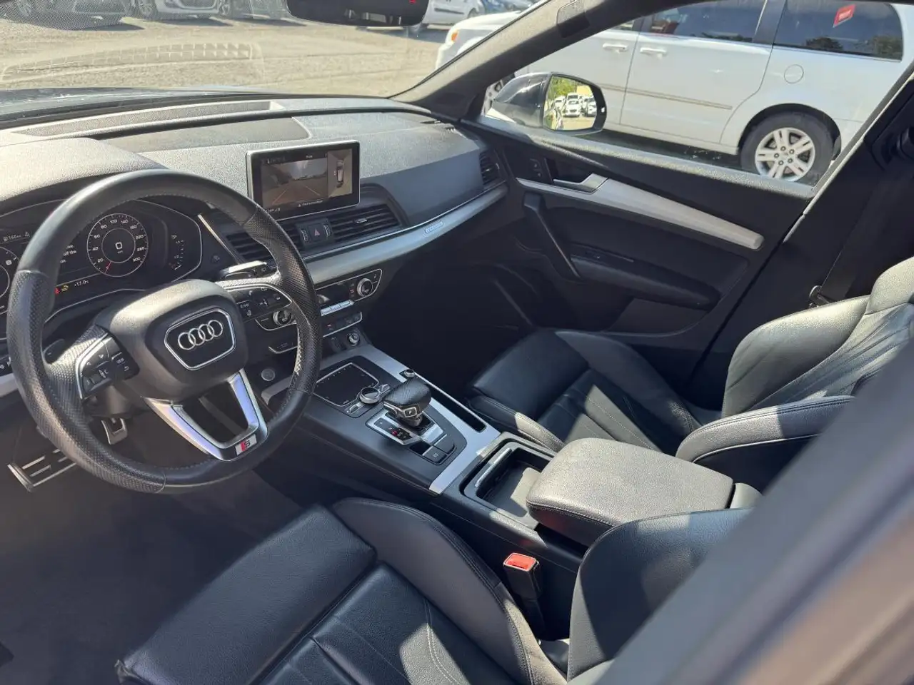 Audi Q5 снимка Audi Q5