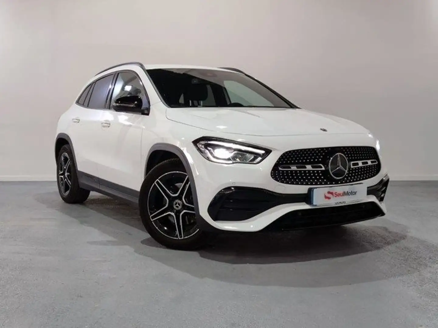 Mercedes-Benz GLA 200 7G-DCT Blanco - 1