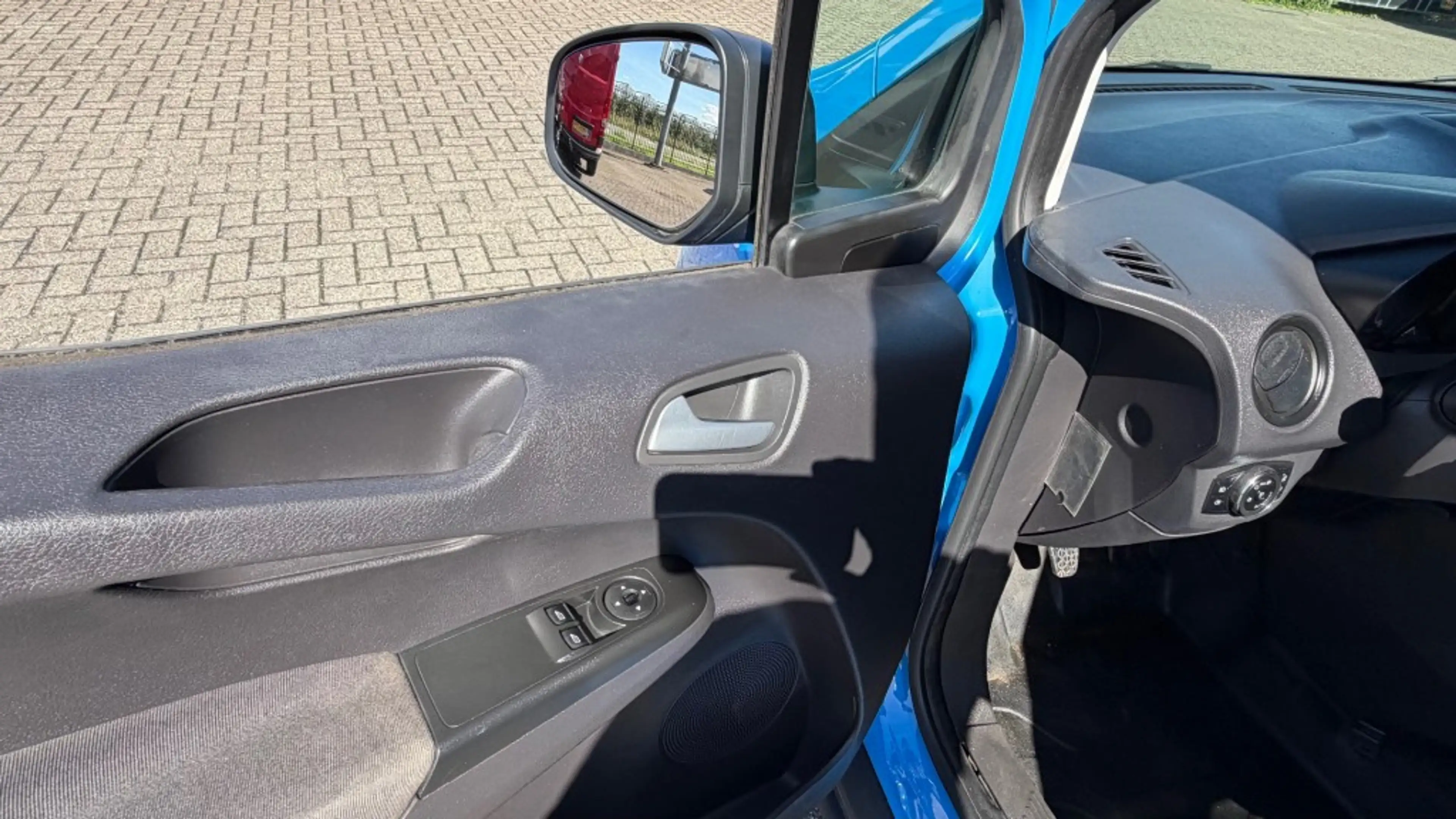 Ford Transit Courier 1.5 TDCI 55KW 75PK EURO 6 AIRCO/ CRUISE CONTROL/ N — photo 17