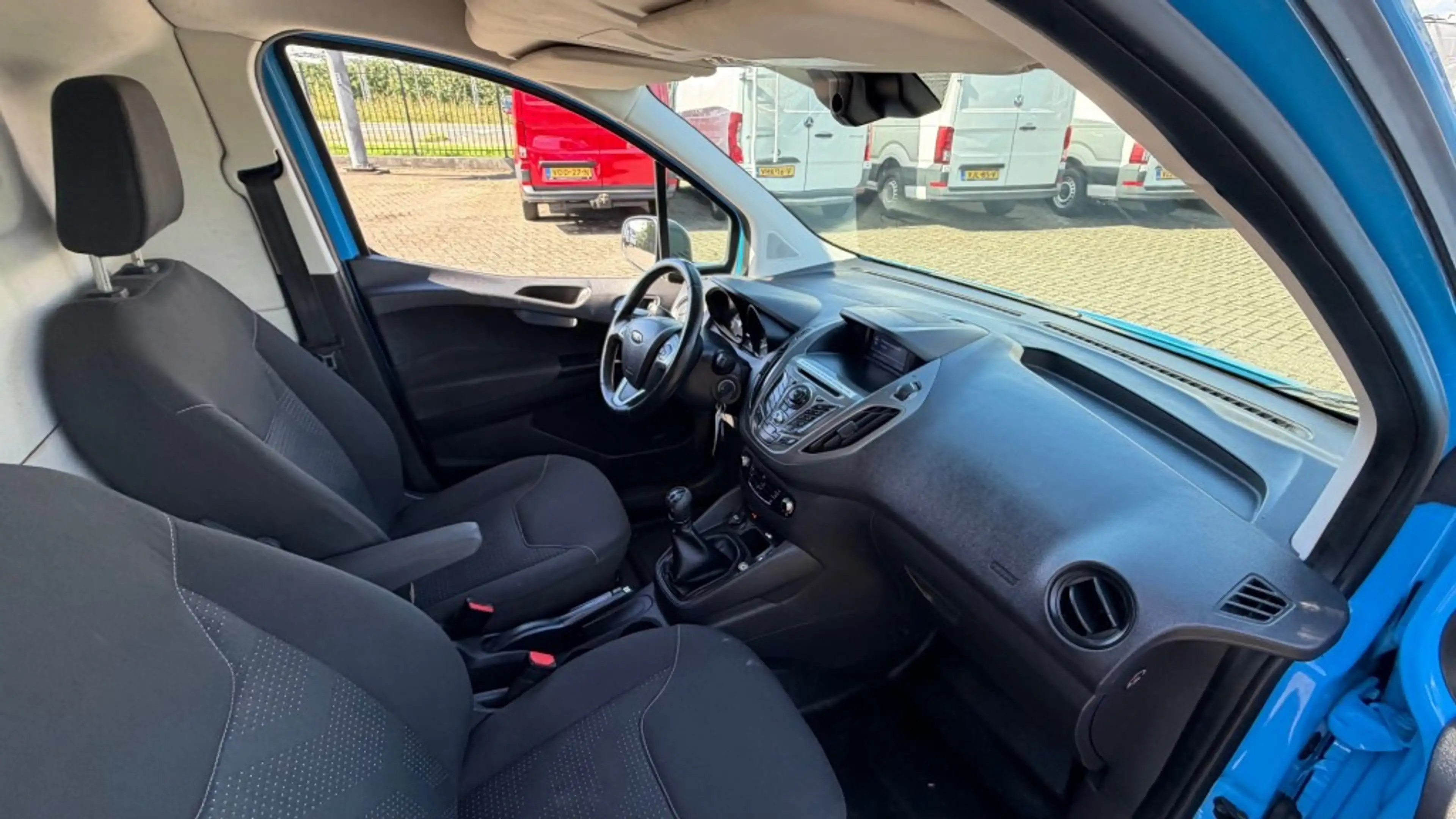 Ford Transit Courier 1.5 TDCI 55KW 75PK EURO 6 AIRCO/ CRUISE CONTROL/ N — photo 7