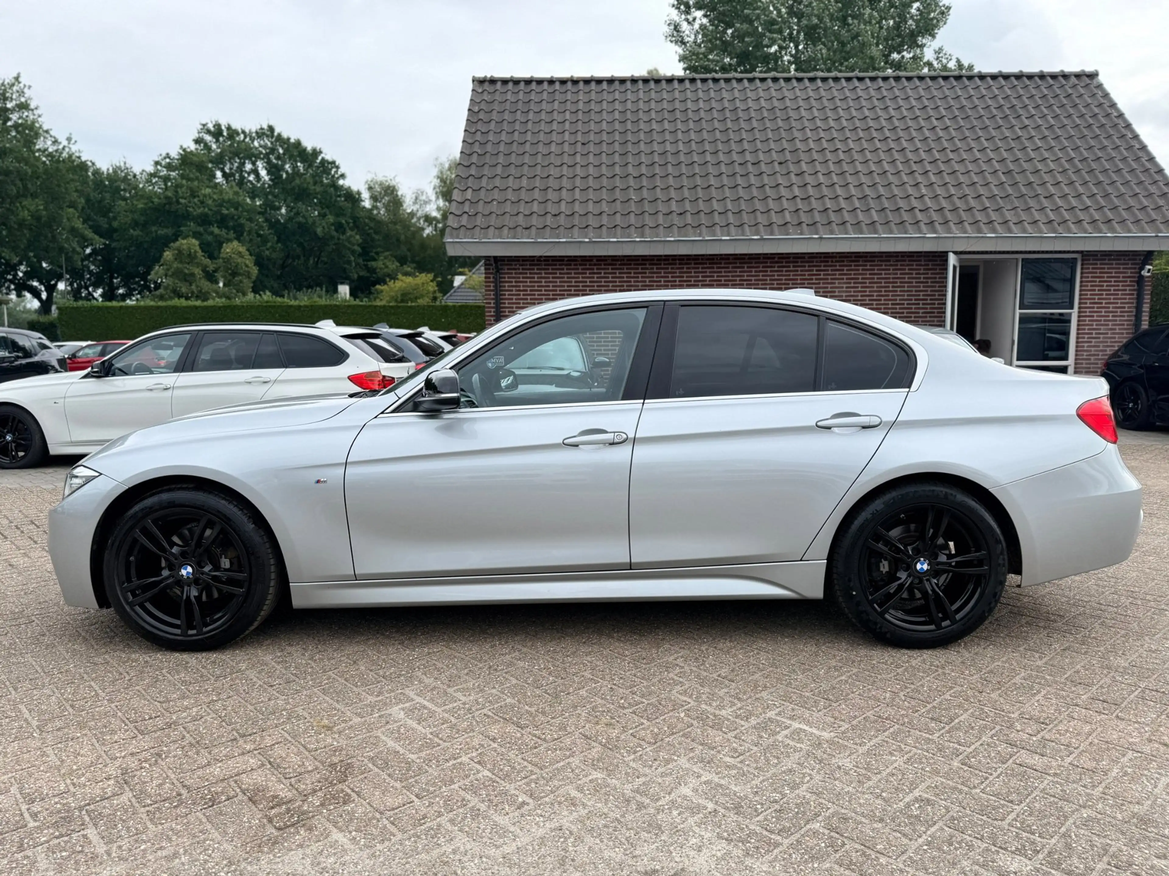 BMW 316 3-serie 316i Executive M Sport|Nieuwe Ketting + Kl — photo 12