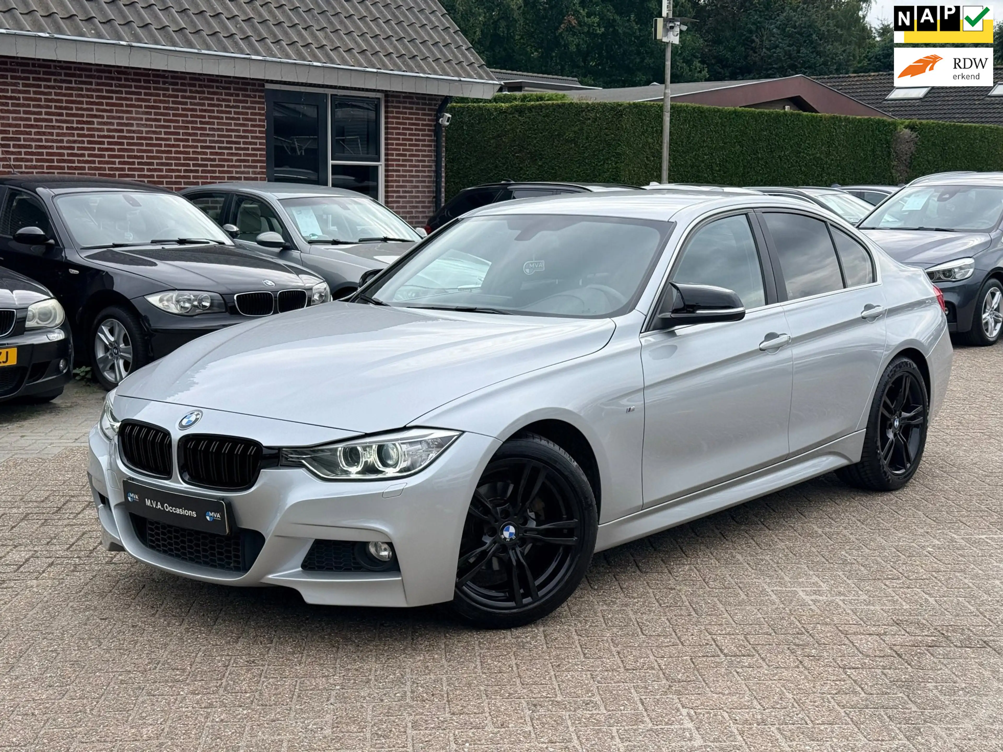 BMW 316 3-serie 316i Executive M Sport|Nieuwe Ketting + Kl