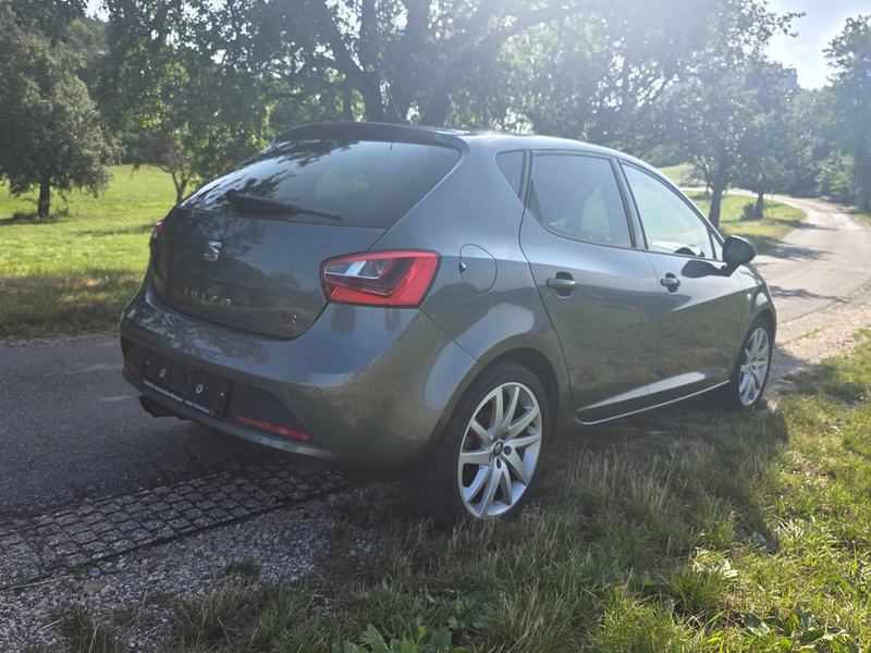 SEAT Ibiza FR Panorama SHZ Navi Alufelgen Bi-Xenon Leder-Alcantara — photo 9