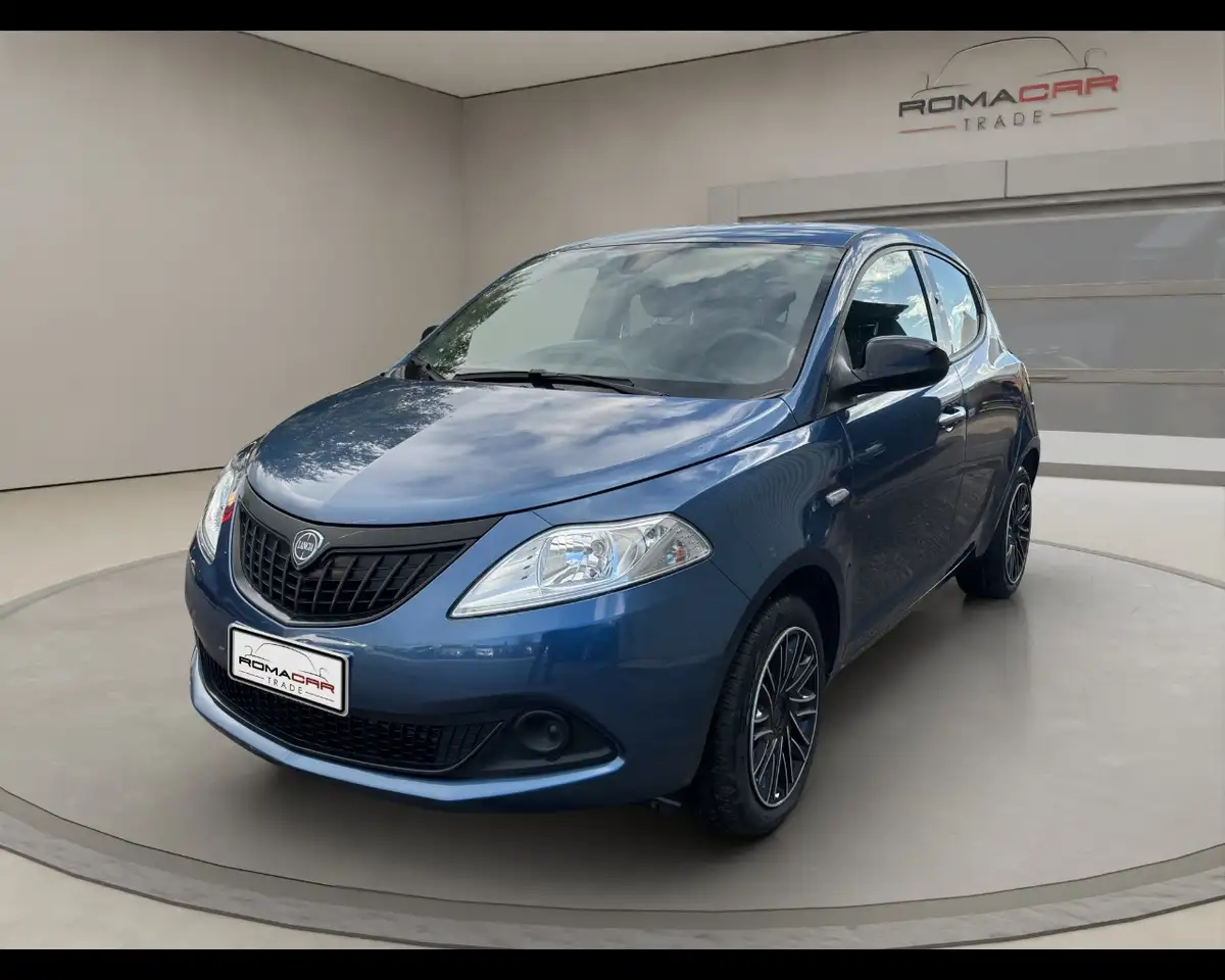 Lancia Ypsilon