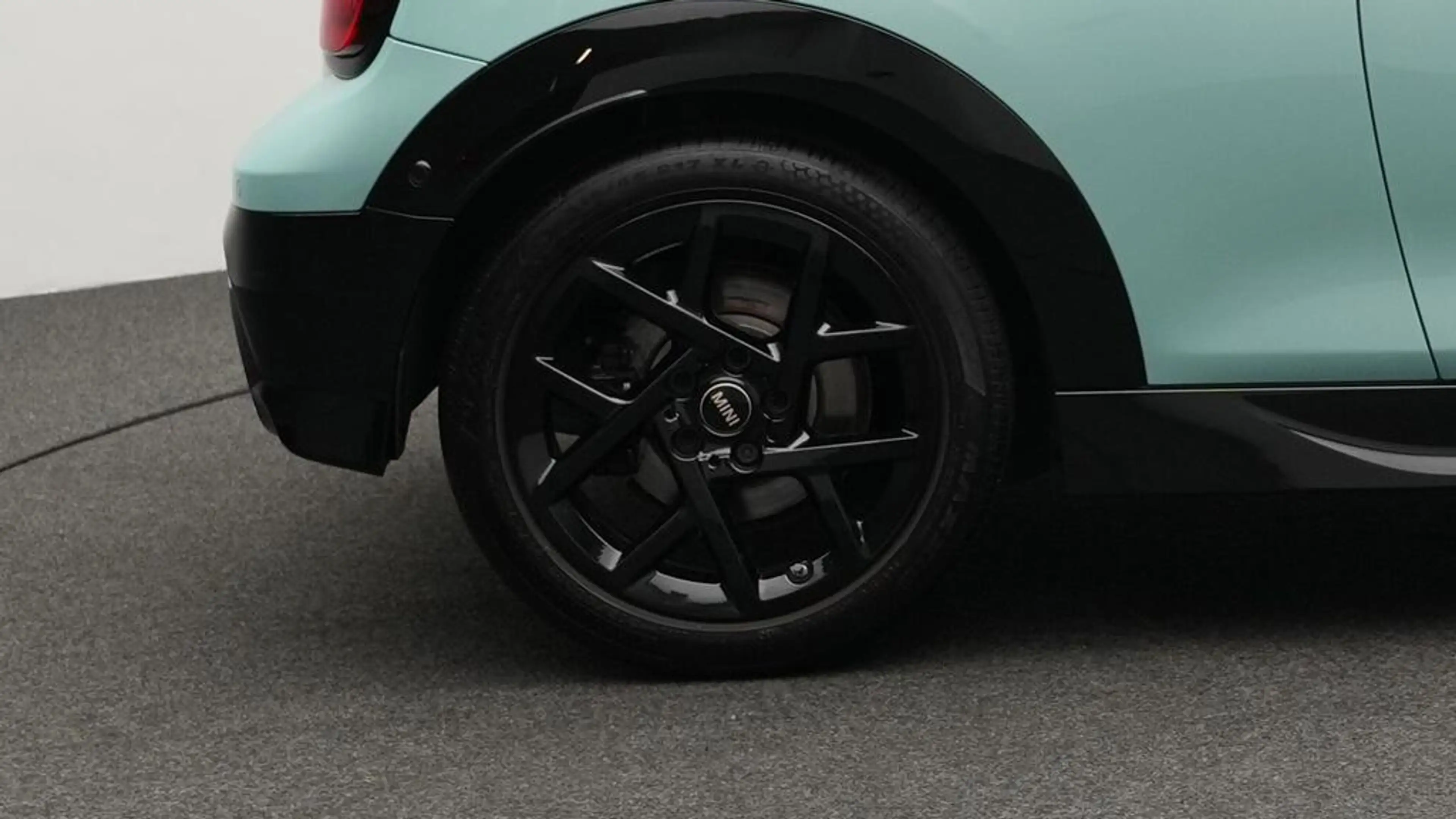 MINI Cooper C Cabrio John Cooper Works Trim — photo 11