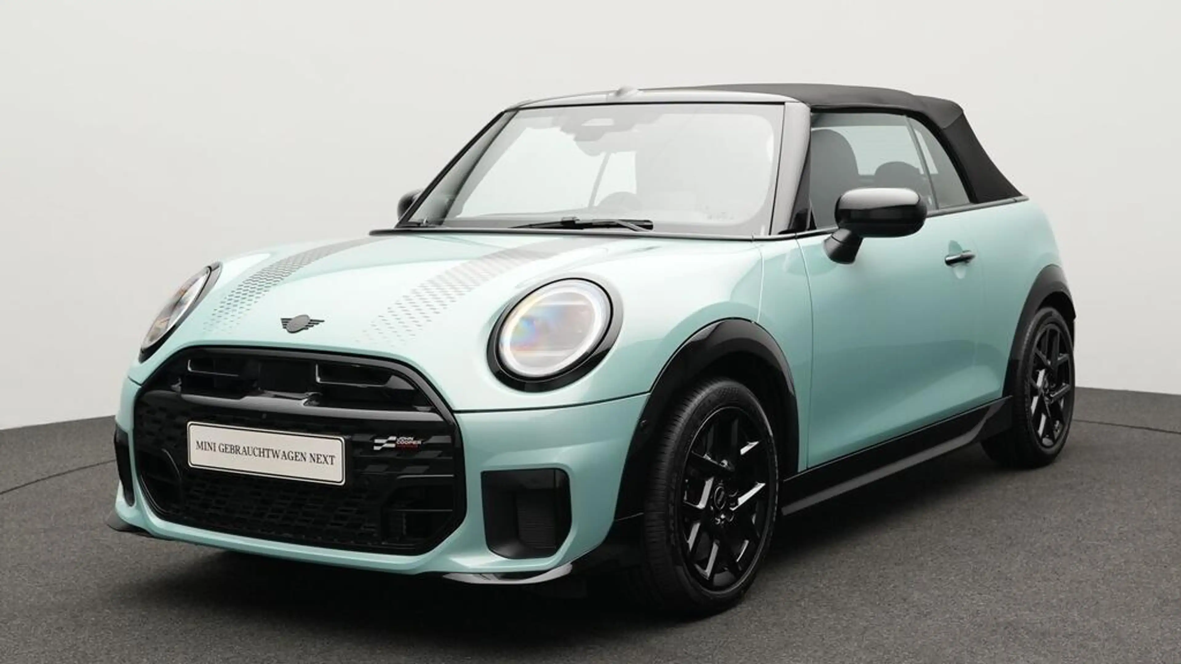 MINI Cooper C Cabrio John Cooper Works Trim