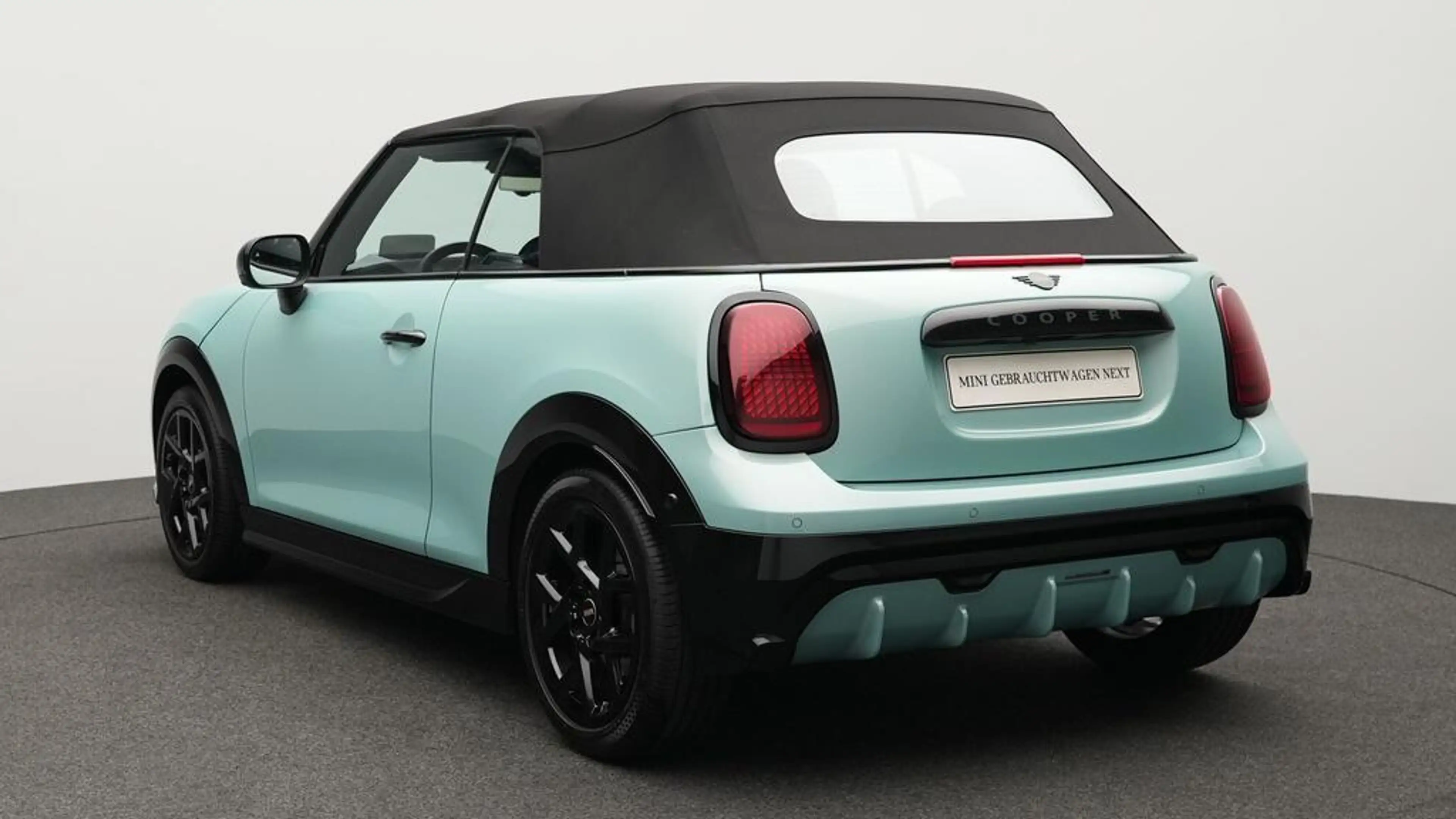 MINI Cooper C Cabrio John Cooper Works Trim — photo 7