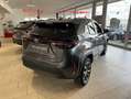 Toyota Yaris Cross 1.5 Hybrid Teamplayer Winter-Paket Grijs - thumbnail 3