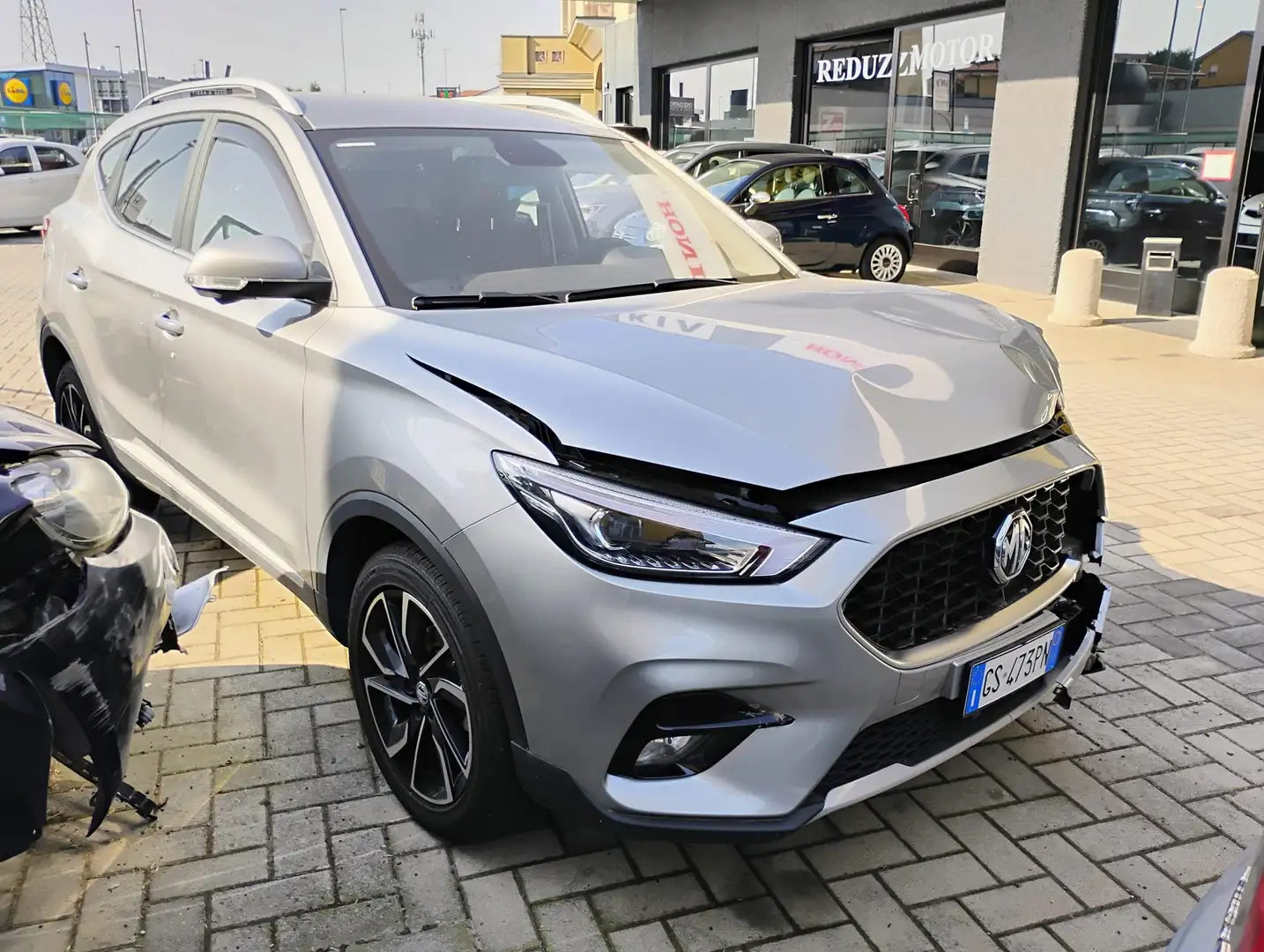 MG ZS ZS 1.5 Luxury Argento - 1