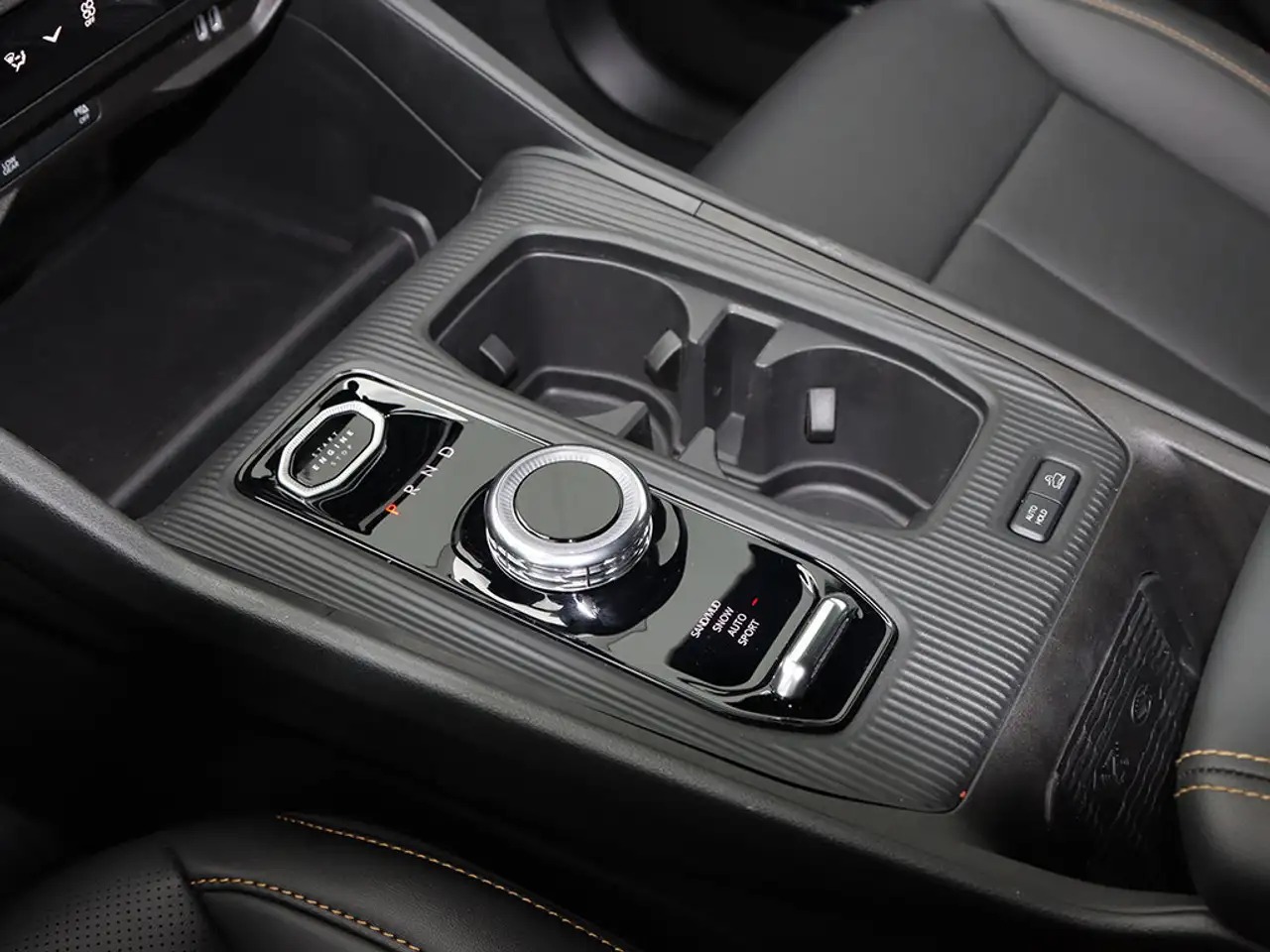 Jeep Cherokee снимка Jeep Cherokee