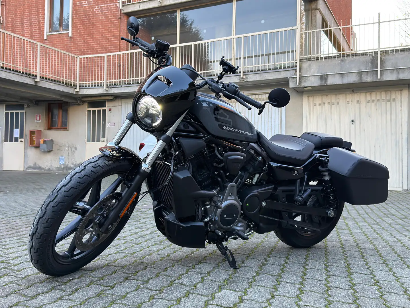Harley-Davidson Sportster Nightster 975 Negro - 1