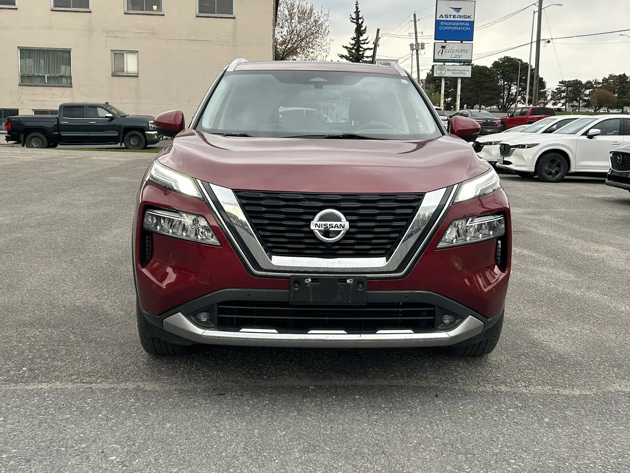 Nissan Rogue снимка Nissan Rogue