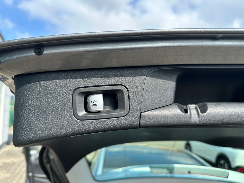 Mercedes-Benz C 250 C T-Modell AHK, SH, LED — photo 8