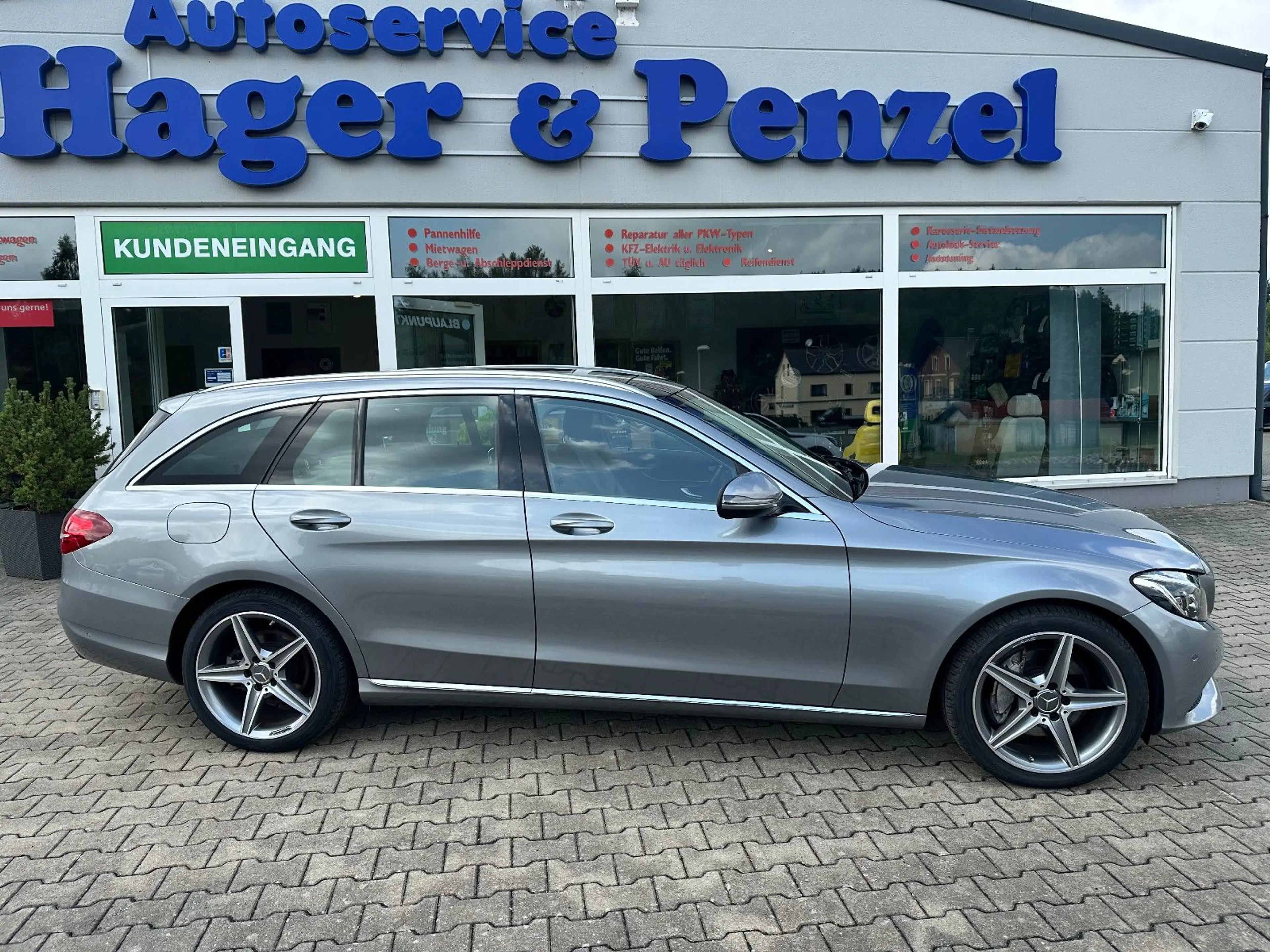 Mercedes-Benz C 250 C T-Modell AHK, SH, LED — photo 2