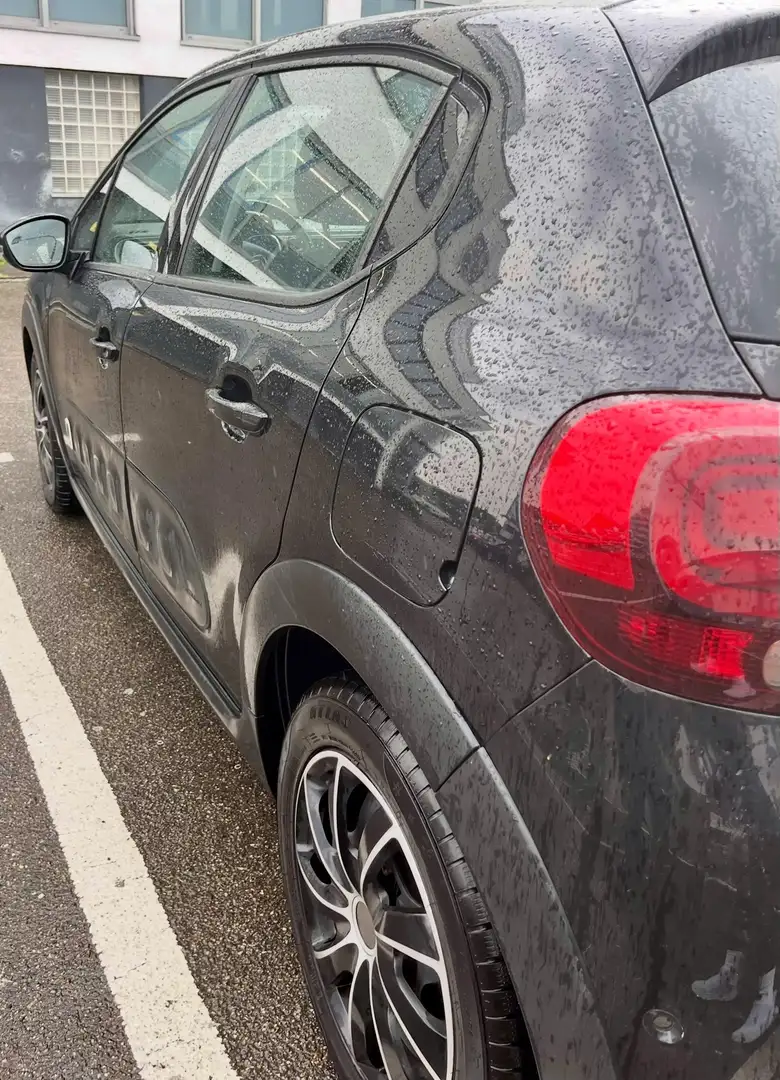 Citroen C3 C3 Pure Tech 110 S Černá - 1