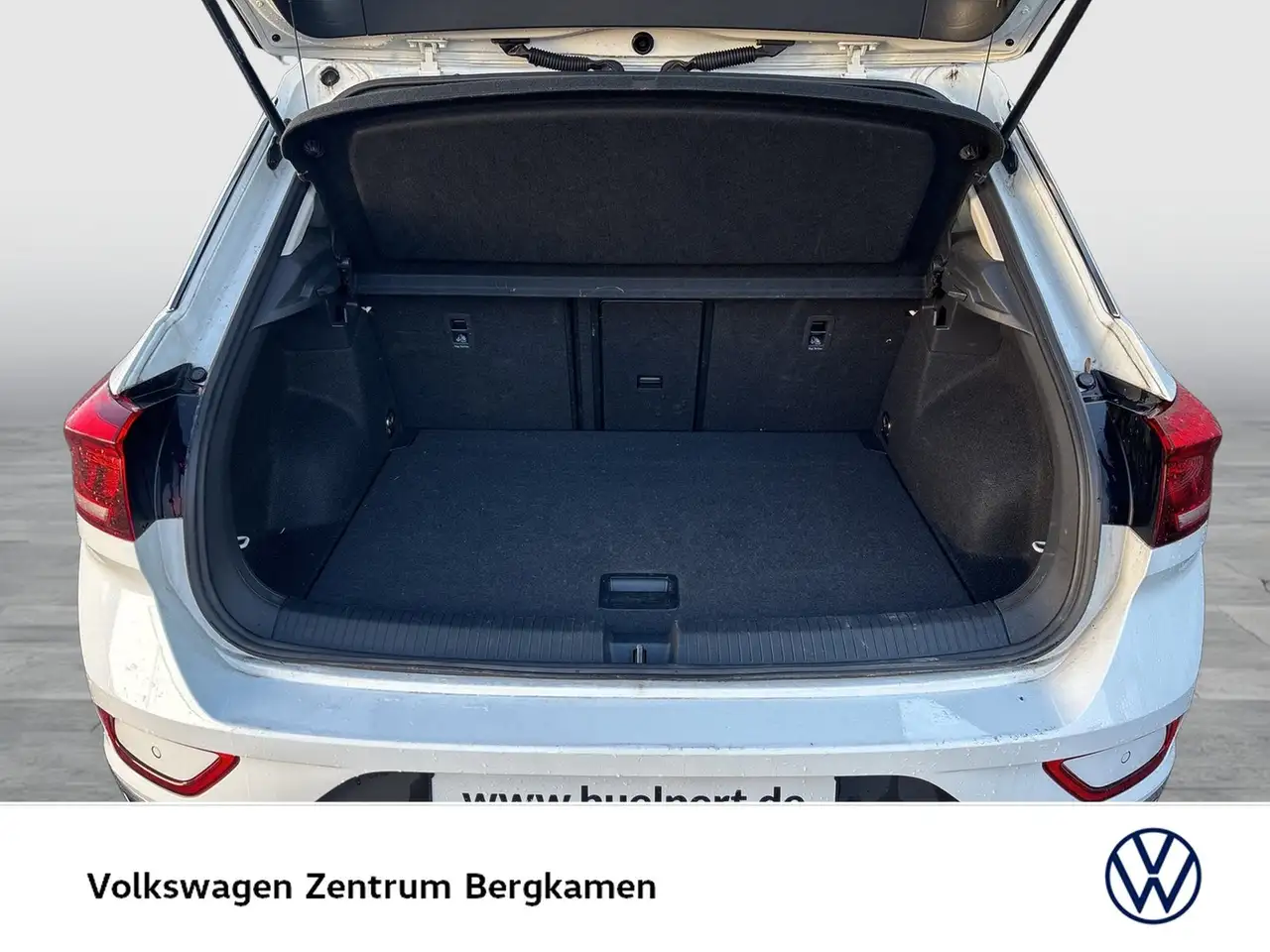 Volkswagen T-Roc 2.0 STYLE CAM ACC NAVI LM17 LED+ CARPLAY 17