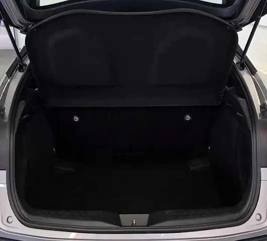 Toyota C-HR view 12