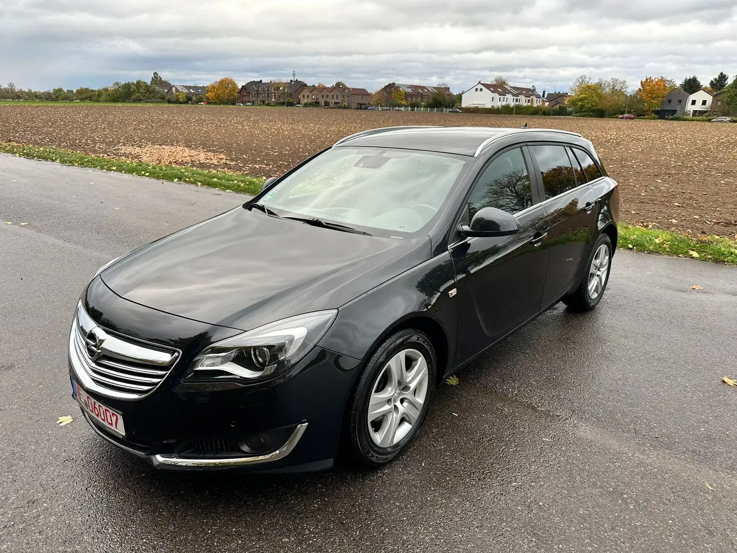 Opel Insignia Sport Noir - 1