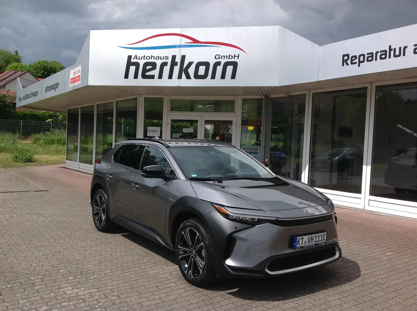 Toyota bZ4X COMFORT+TECHNIK-Paket 360'-Kamera MATRIX-LED-Licht Grey - 1