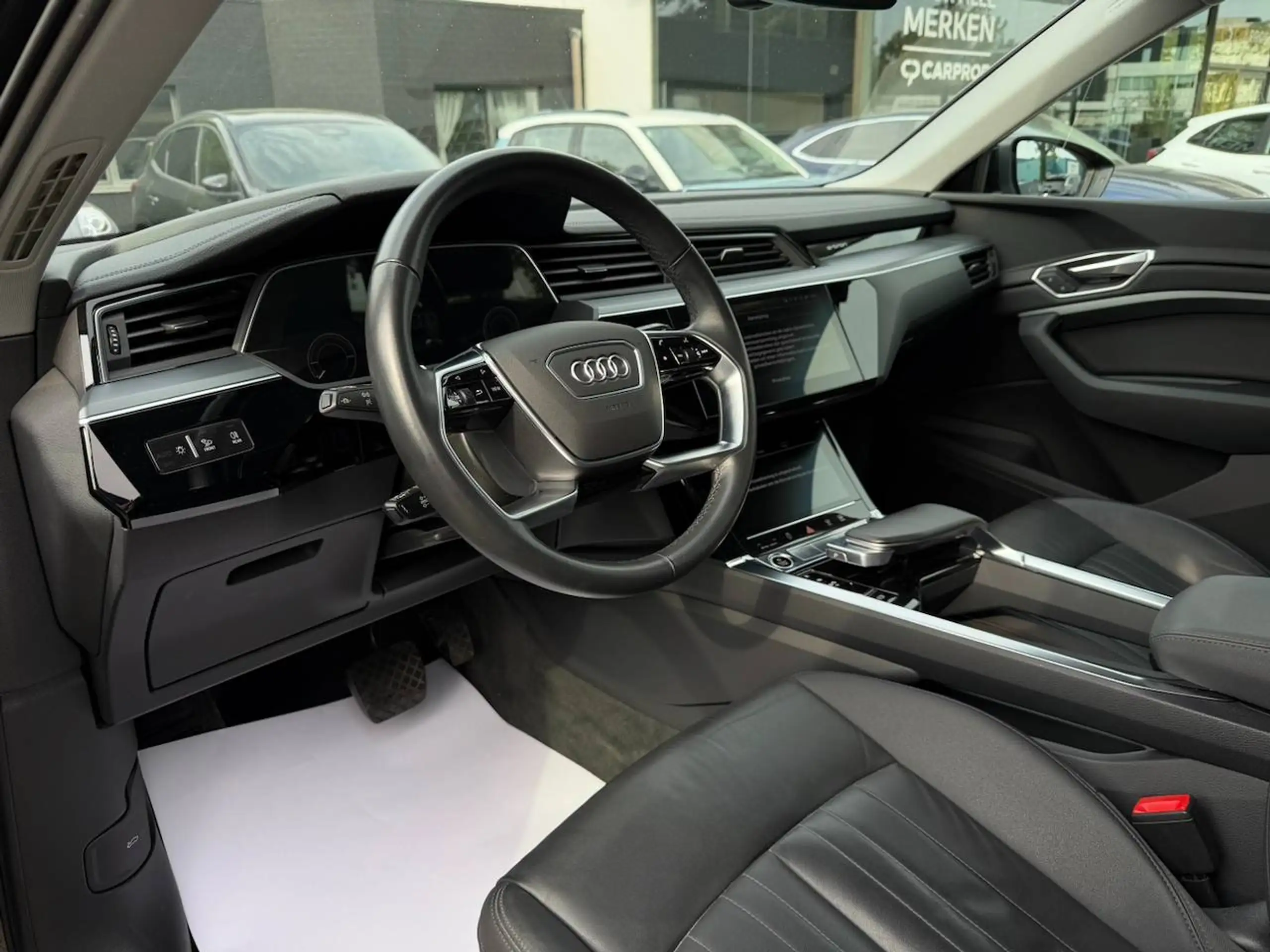 Audi e-tron 50 QUATTRO LEDER CAMERA 19" — 4/13