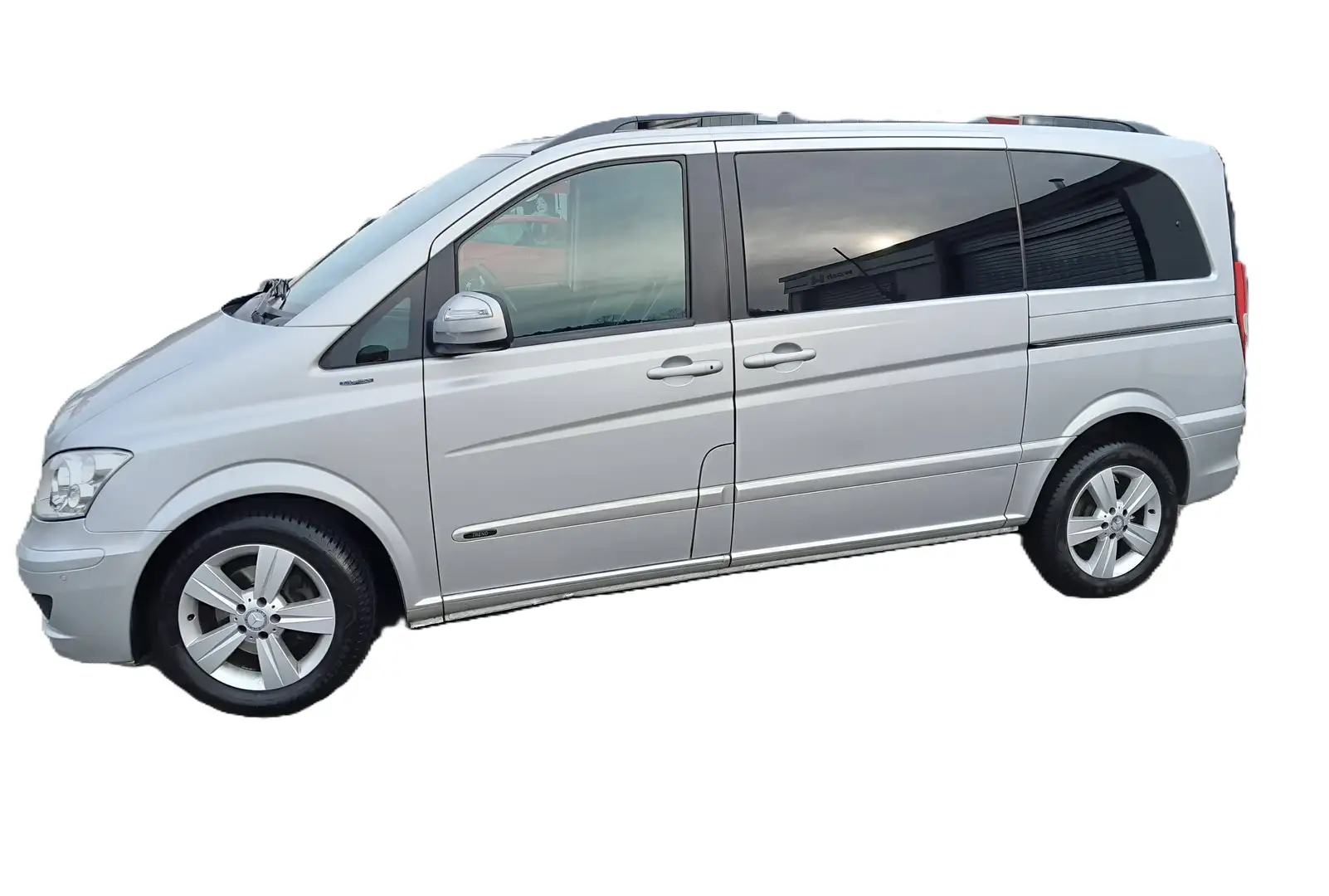 Mercedes-Benz Viano Viano Diesel 2.2 CDI DPF kompakt Automatik Trend Edition Silber - 1