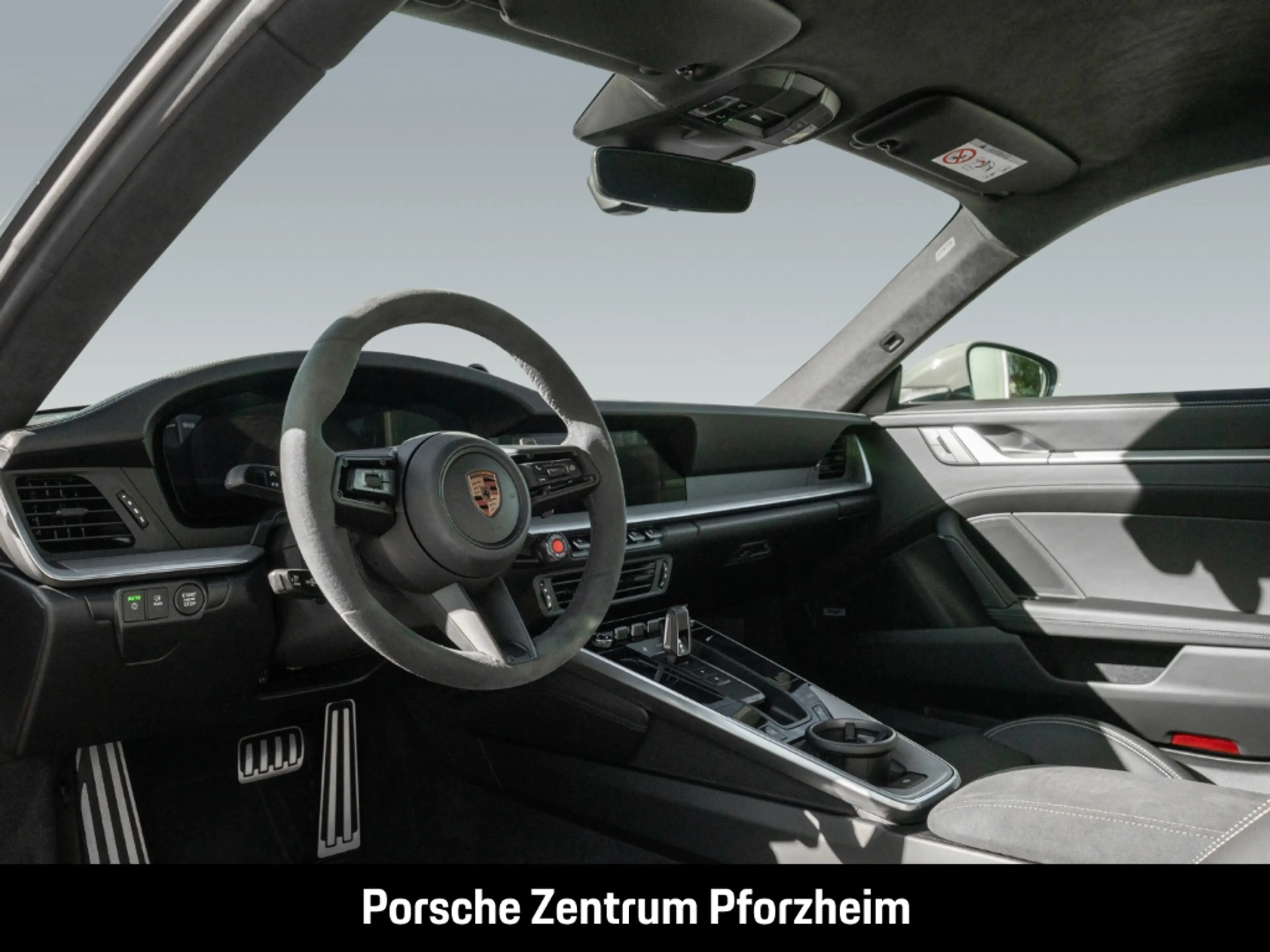 Porsche 992 -2 (911) Carrera — photo 5