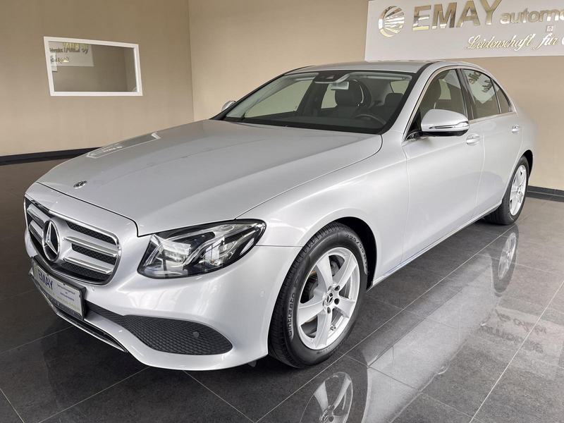 Mercedes-Benz E 200 Avantgarde /Navi/LED/R.Kamera/