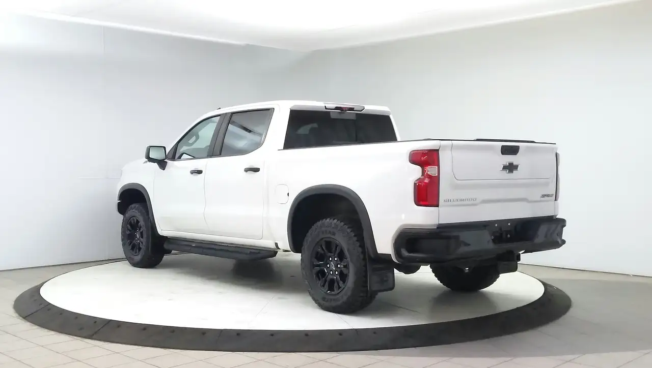 Chevrolet Silverado 1500 photo Chevrolet Silverado 1500