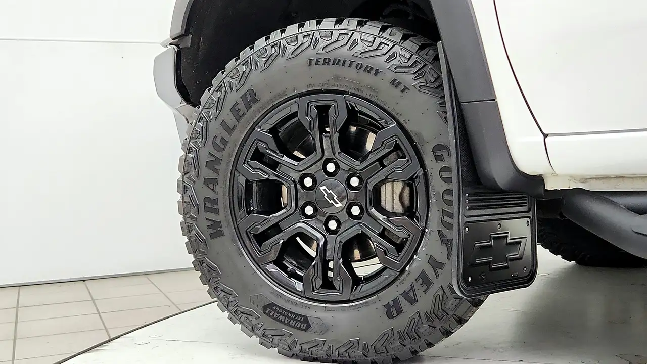 Chevrolet Silverado 1500 photo Chevrolet Silverado 1500
