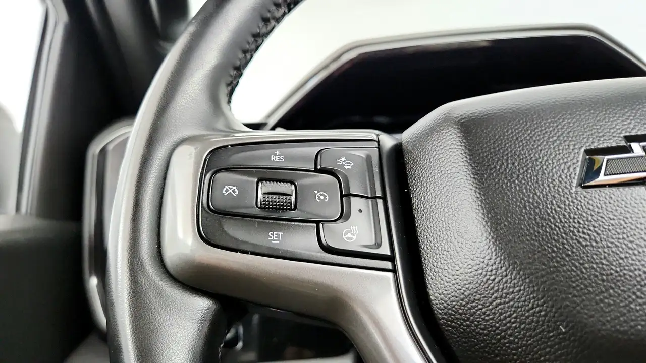 Chevrolet Silverado 1500 photo Chevrolet Silverado 1500