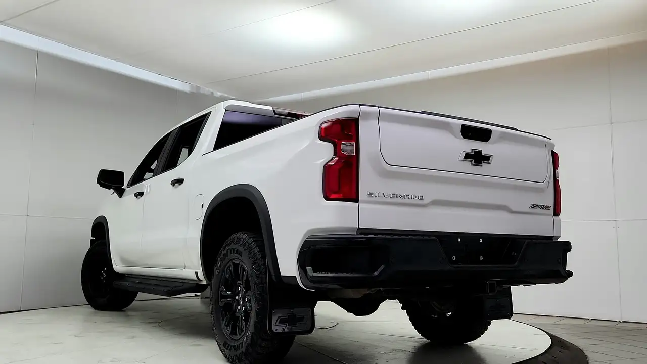 Chevrolet Silverado 1500 photo Chevrolet Silverado 1500