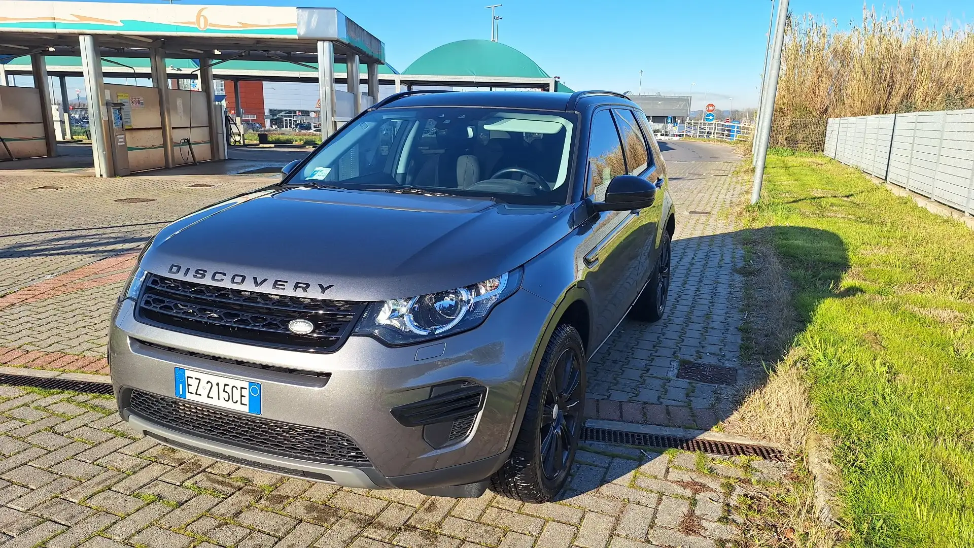 Land Rover Discovery Sport - 2