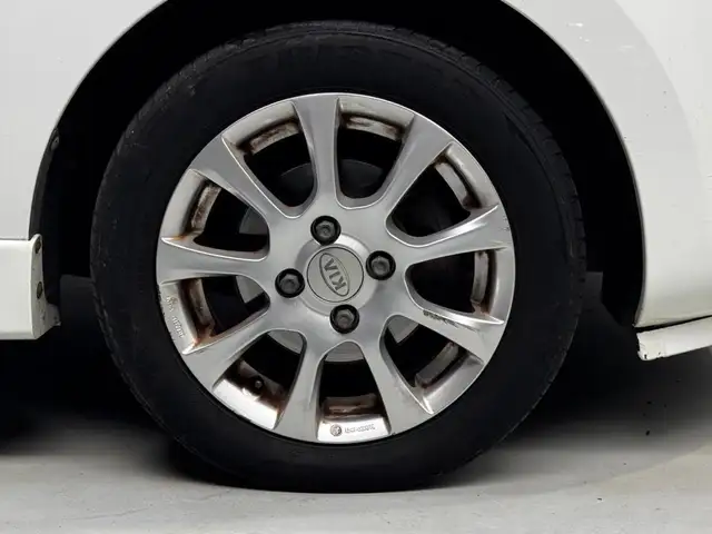 Kia Picanto view 7