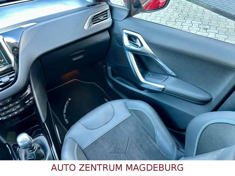 Peugeot 2008 Crossway *1.HAND*NAVI*PDC*TEMPOMAT*SITZH* — photo 17