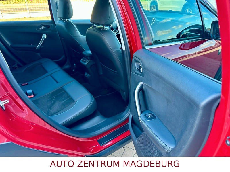 Peugeot 2008 Crossway *1.HAND*NAVI*PDC*TEMPOMAT*SITZH* — photo 14