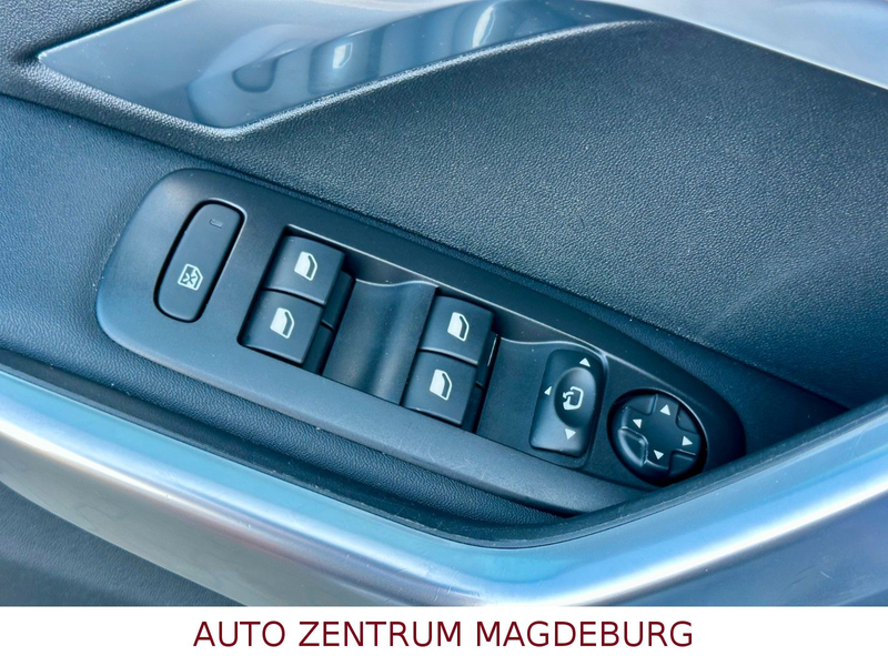 Peugeot 2008 Crossway *1.HAND*NAVI*PDC*TEMPOMAT*SITZH* — photo 29