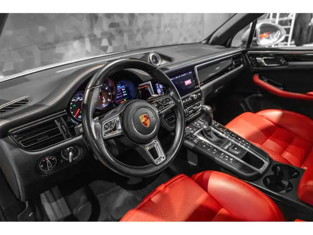 Porsche Macan view 9