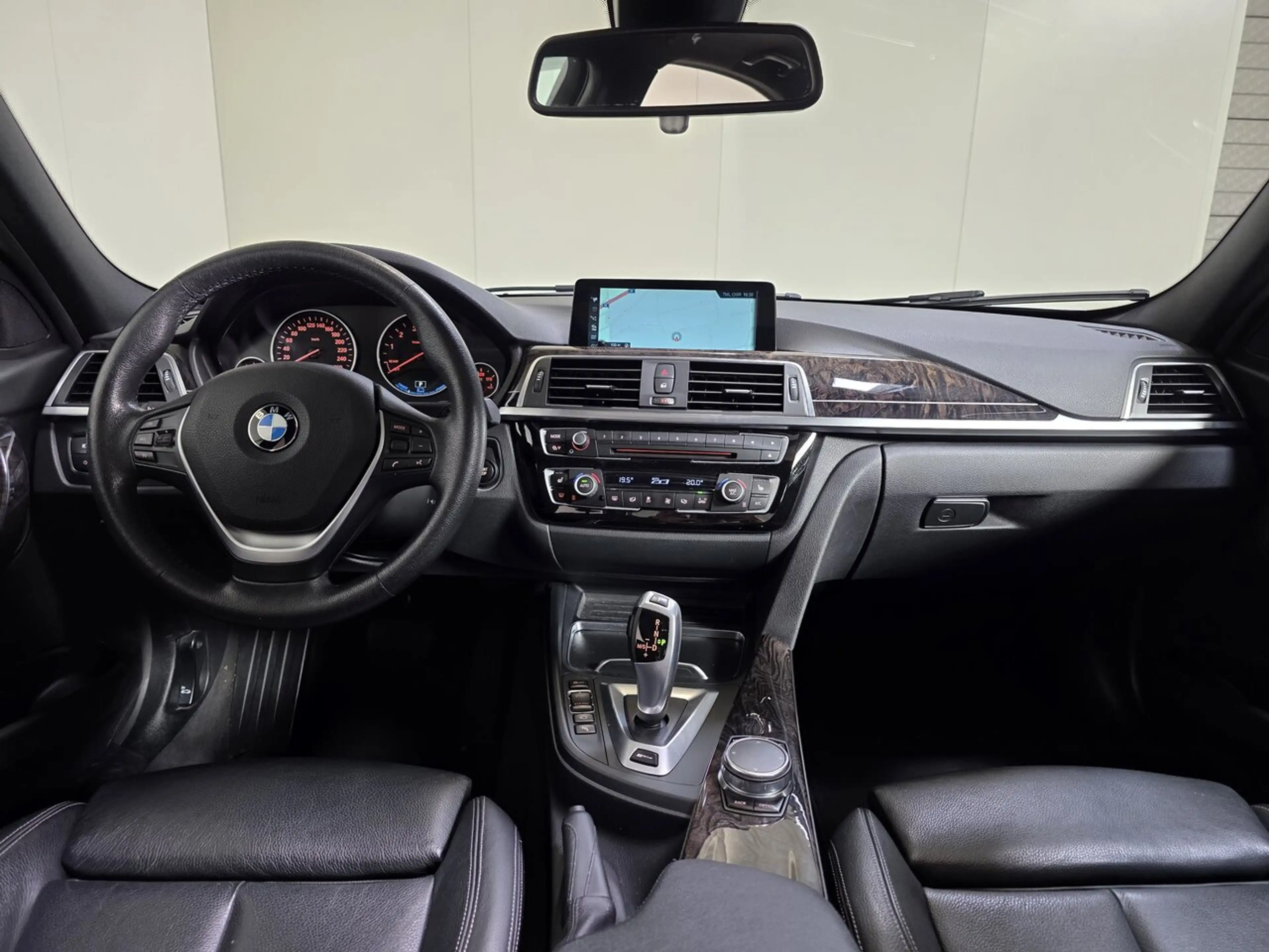 BMW 330 e iPerformance Hybrid Autom. - GPS - Topstaat! — photo 12