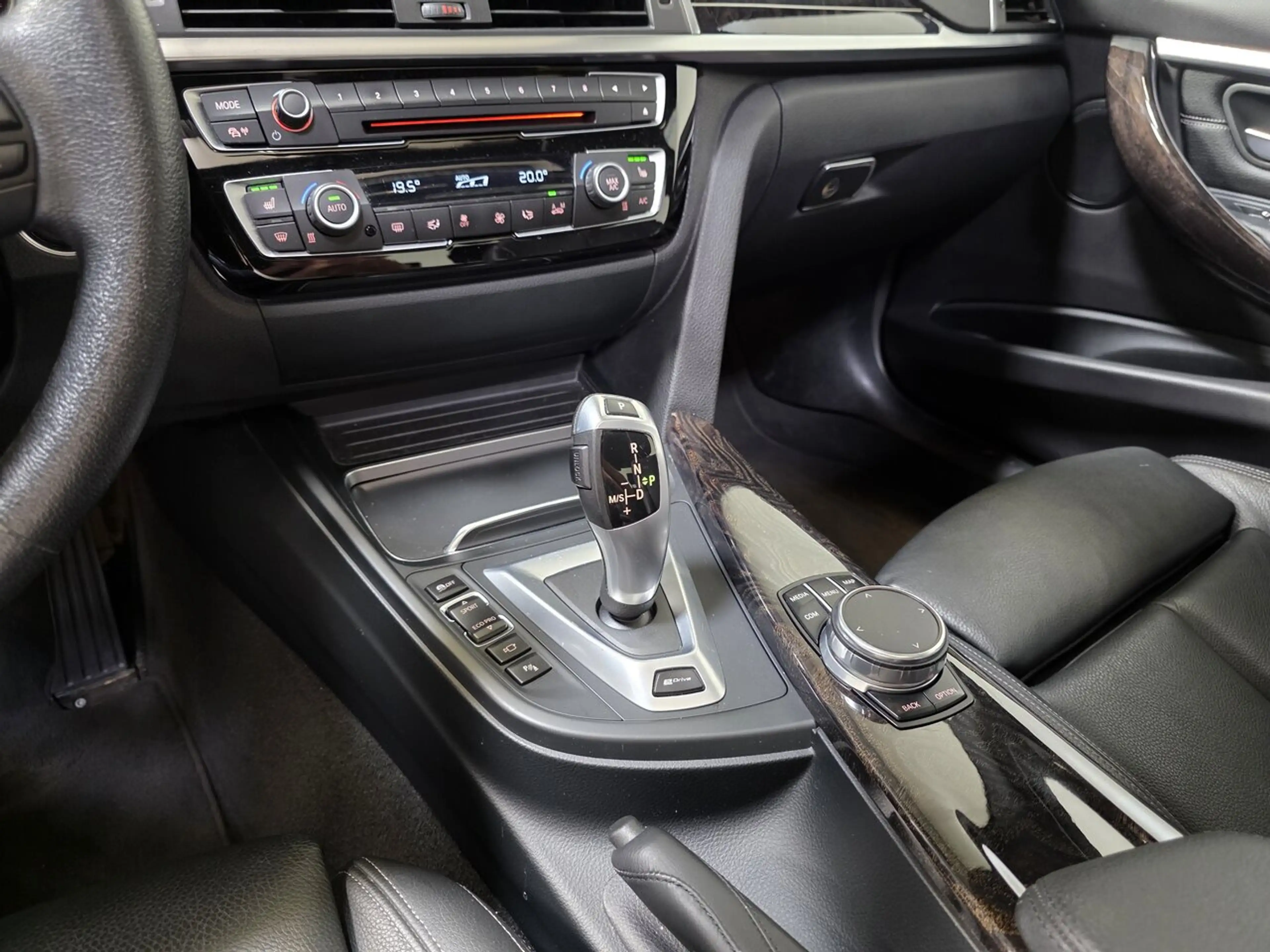 BMW 330 e iPerformance Hybrid Autom. - GPS - Topstaat! — photo 13