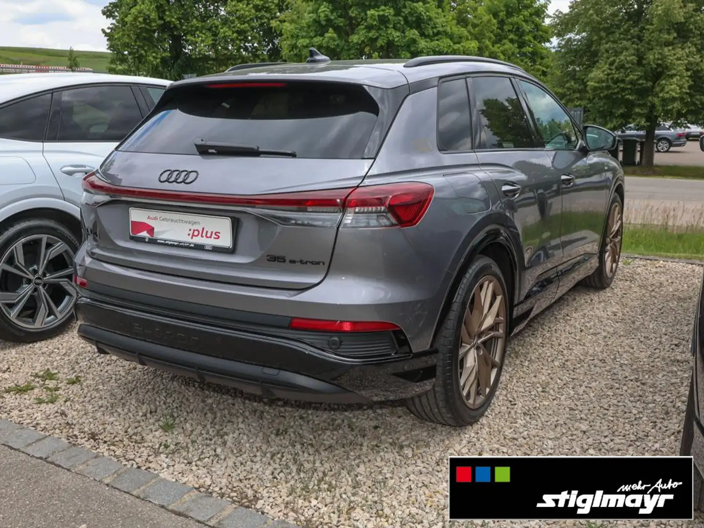 Audi Q4 e-tron edition one S-line 35 MATRIX+NAVI+21´ Grau - 2