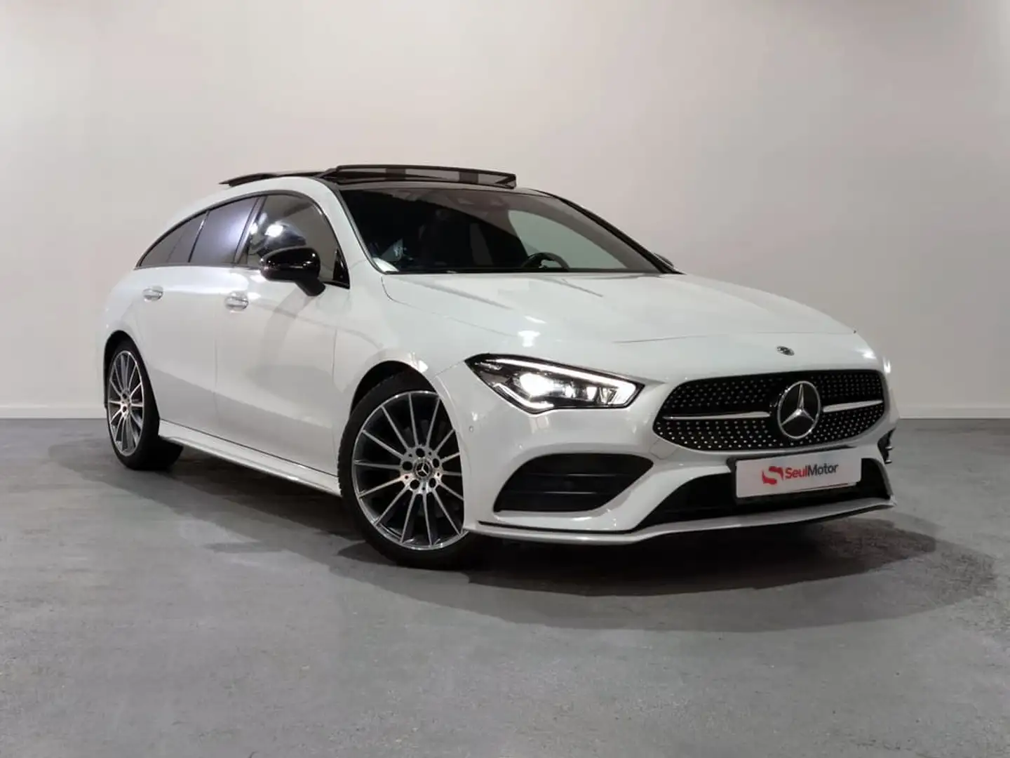 Mercedes-Benz CLA 200 Shooting Brake 7G-DCT Wit - 1