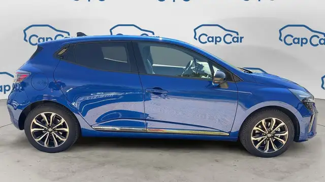 Renault Clio view 4