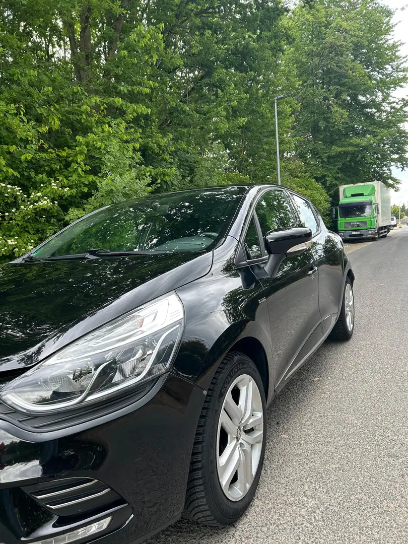 Renault Clio Clio 1.2 16V 75 Collection Schwarz - 1