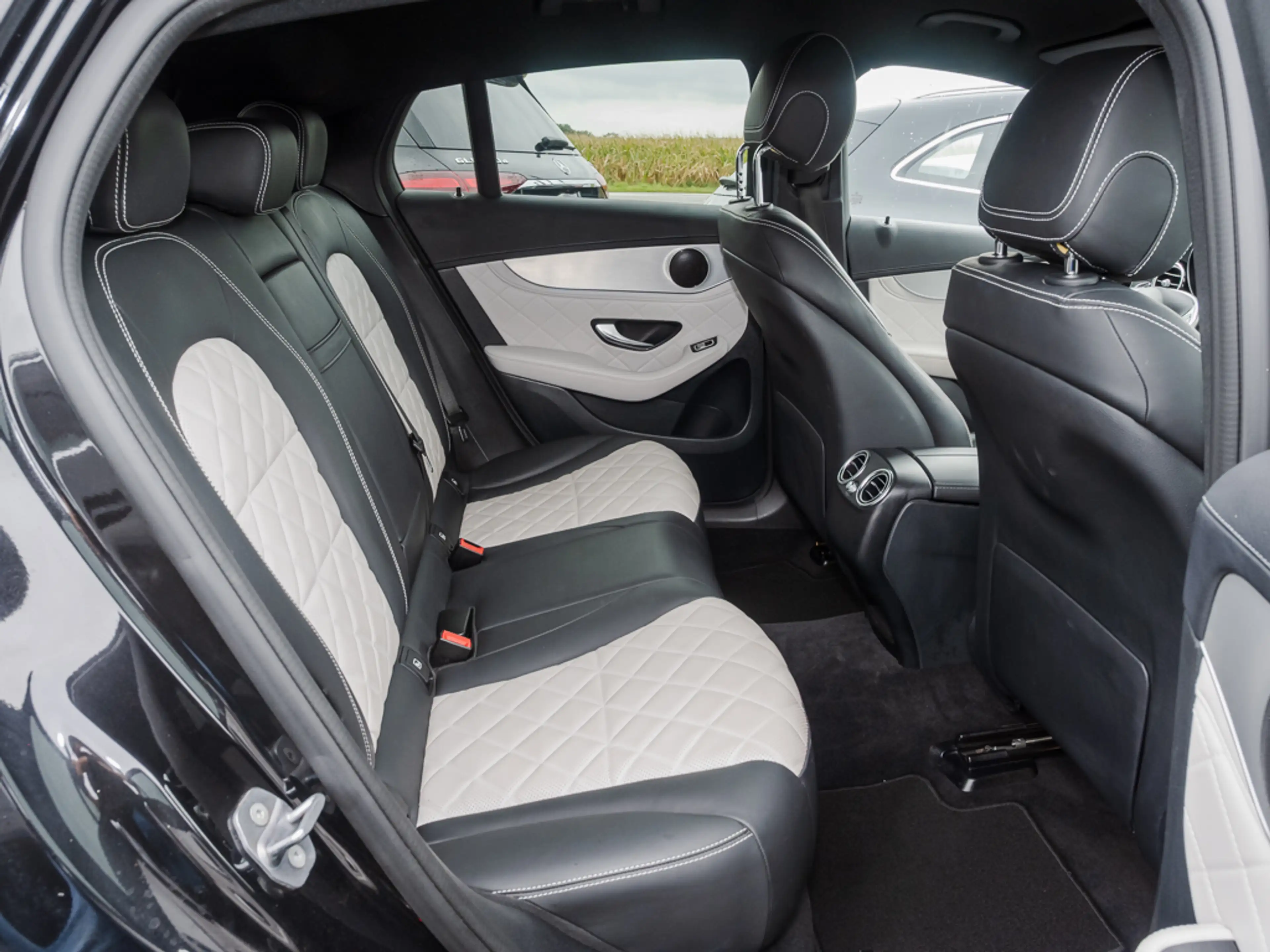 Mercedes-Benz GLC 63 AMG 4M+ COUPÓ‰ NIGHT MEMORY COMAND 360° — photo 12