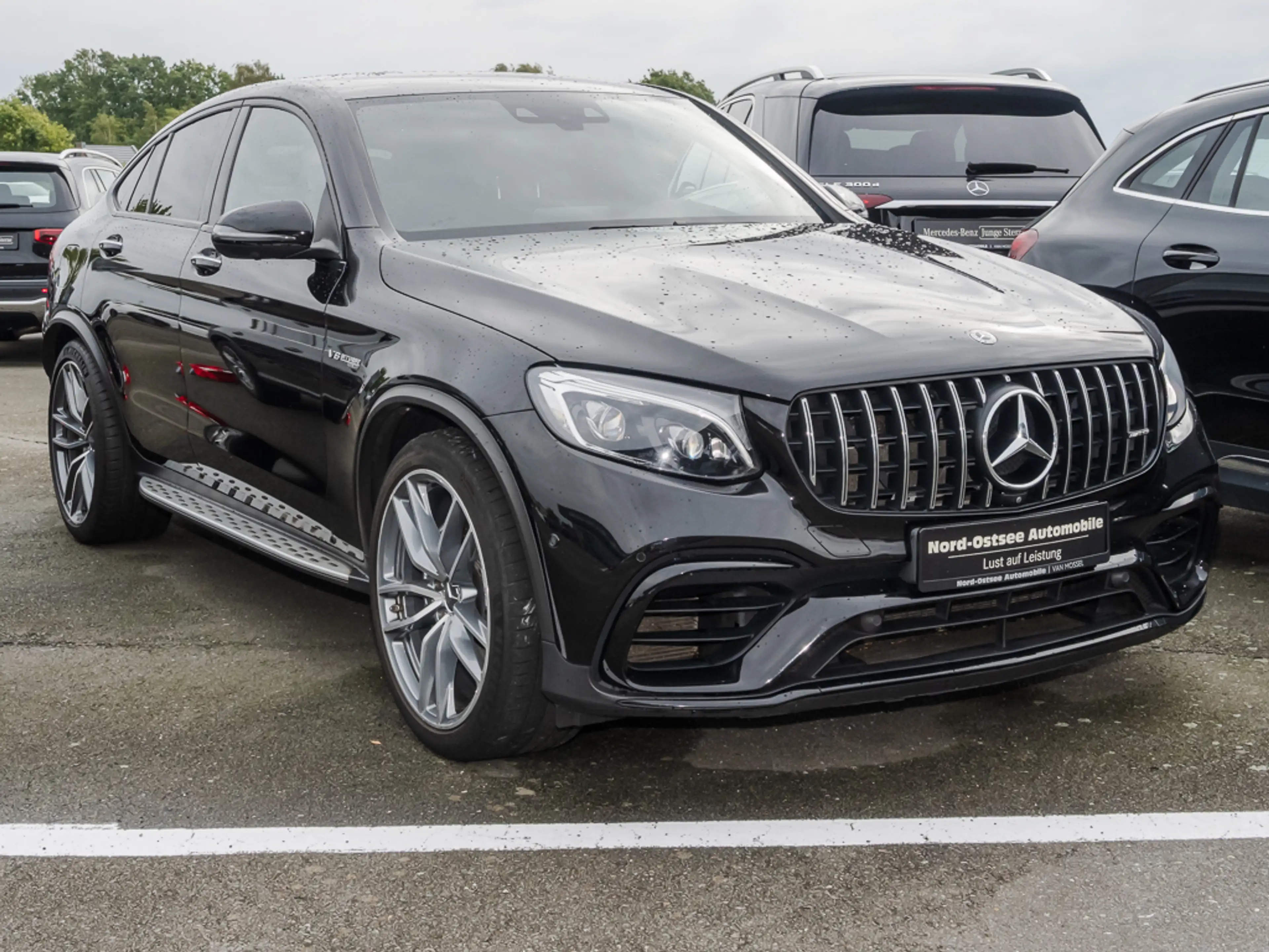 Mercedes-Benz GLC 63 AMG 4M+ COUPÓ‰ NIGHT MEMORY COMAND 360° — photo 4